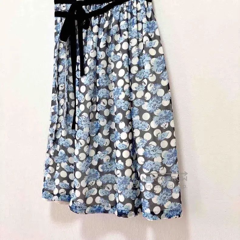 Comme des Garcons Comme Des Garcons size M Velvet ribbon floral wrap skirt Size 23" - 3 Thumbnail