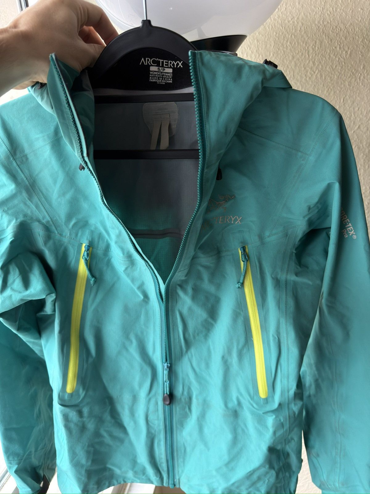 Arc'teryx Arcteryx gore tex jacket outdoor Size S / US 4 / IT 40 - 8 Thumbnail
