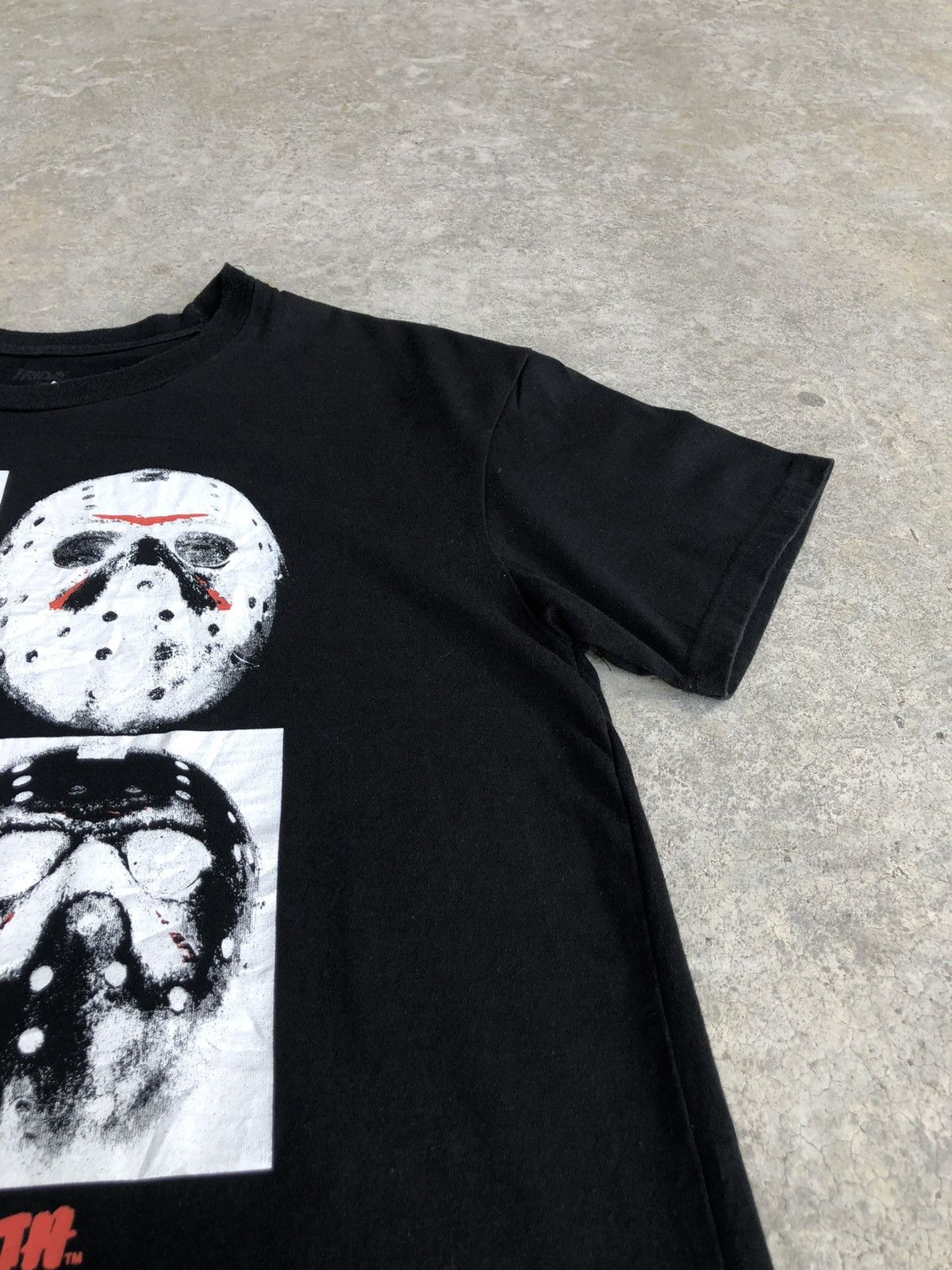 Expert Horror Movie Friday 13th Graphic Tee Size US M / EU 48-50 / 2 - 5 Thumbnail