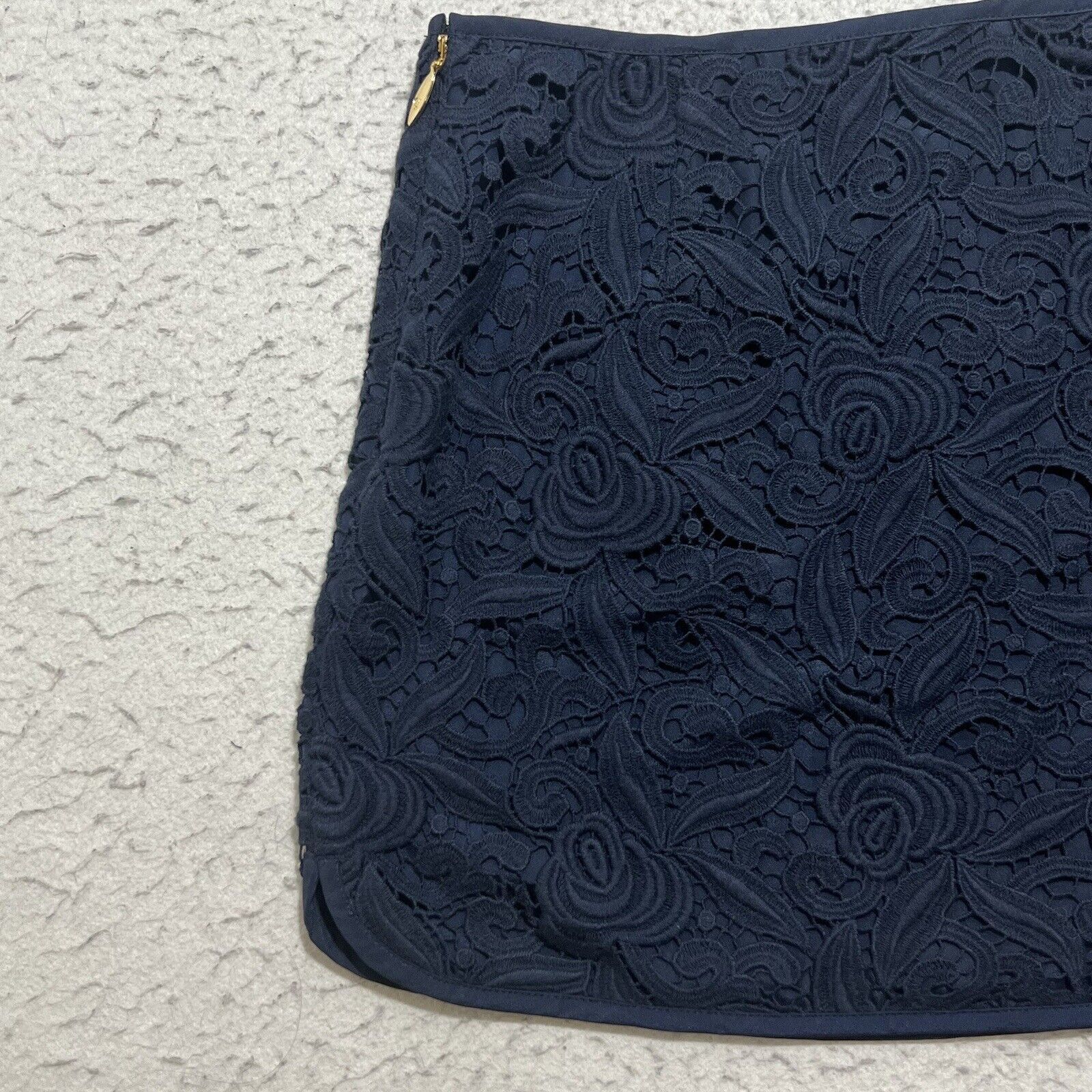 Juicy Couture Juicy Couture Mini Skirt Embroidery Lace Floral Lined Blue Size 27" / US 4 / IT 40 - 7 Thumbnail