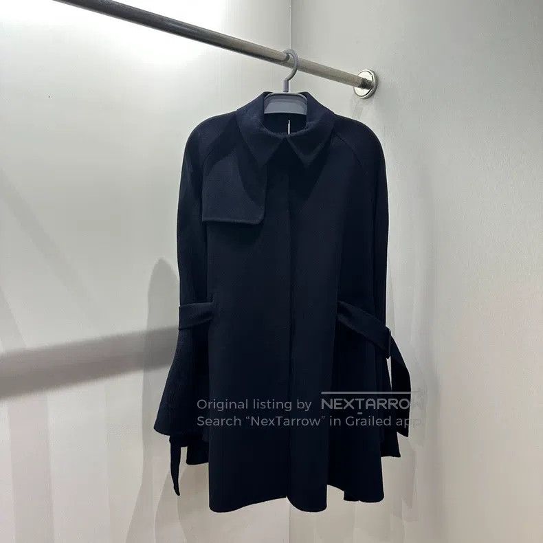 Loro Piana Loro Piana Letter Embroidered Belted Cashmere Coat Size M / US 6-8 / IT 42-44 - 1 Thumbnail