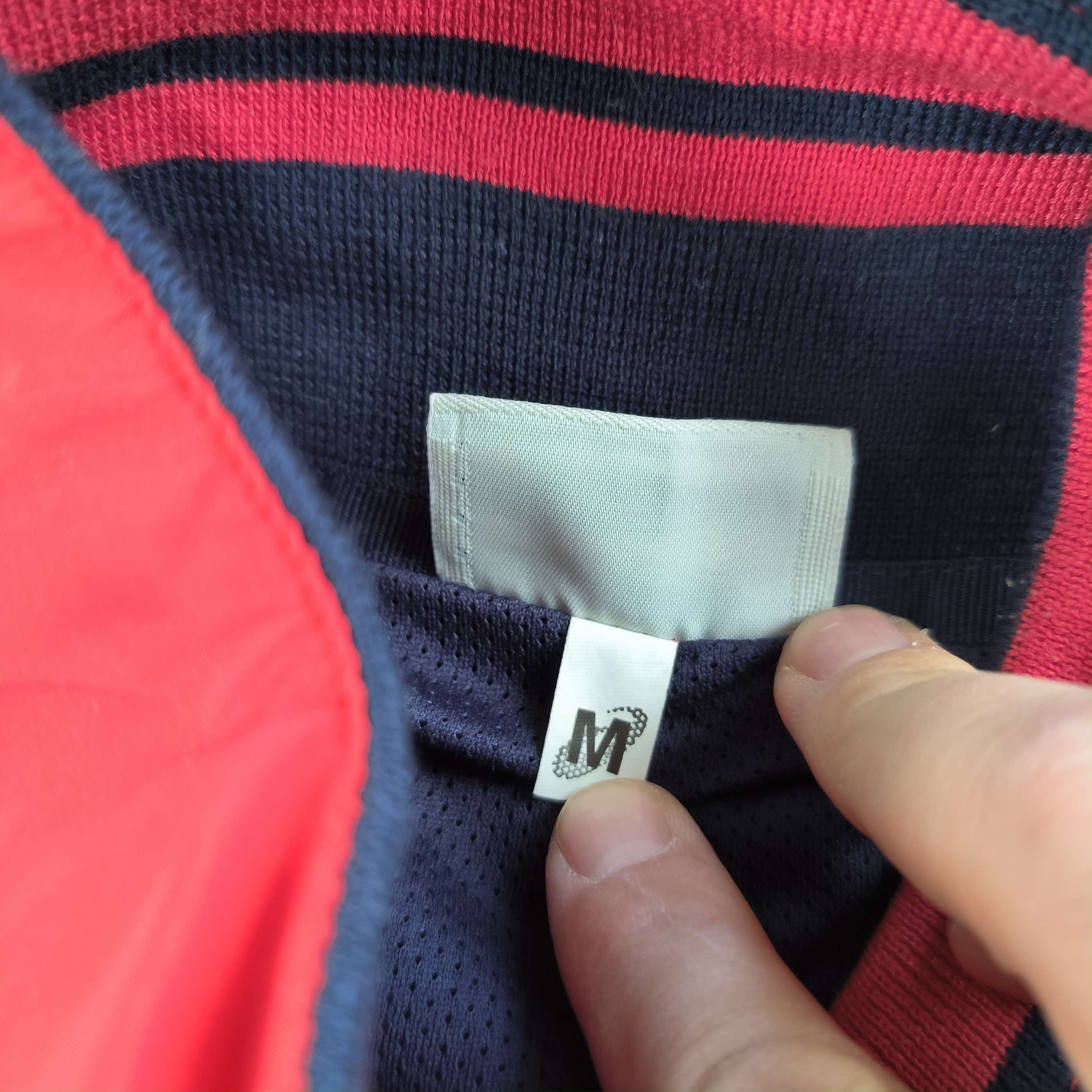 Asics Cagliari 2005-07 Asics football track top size M Size US M / EU 48-50 / 2 - 7 Thumbnail