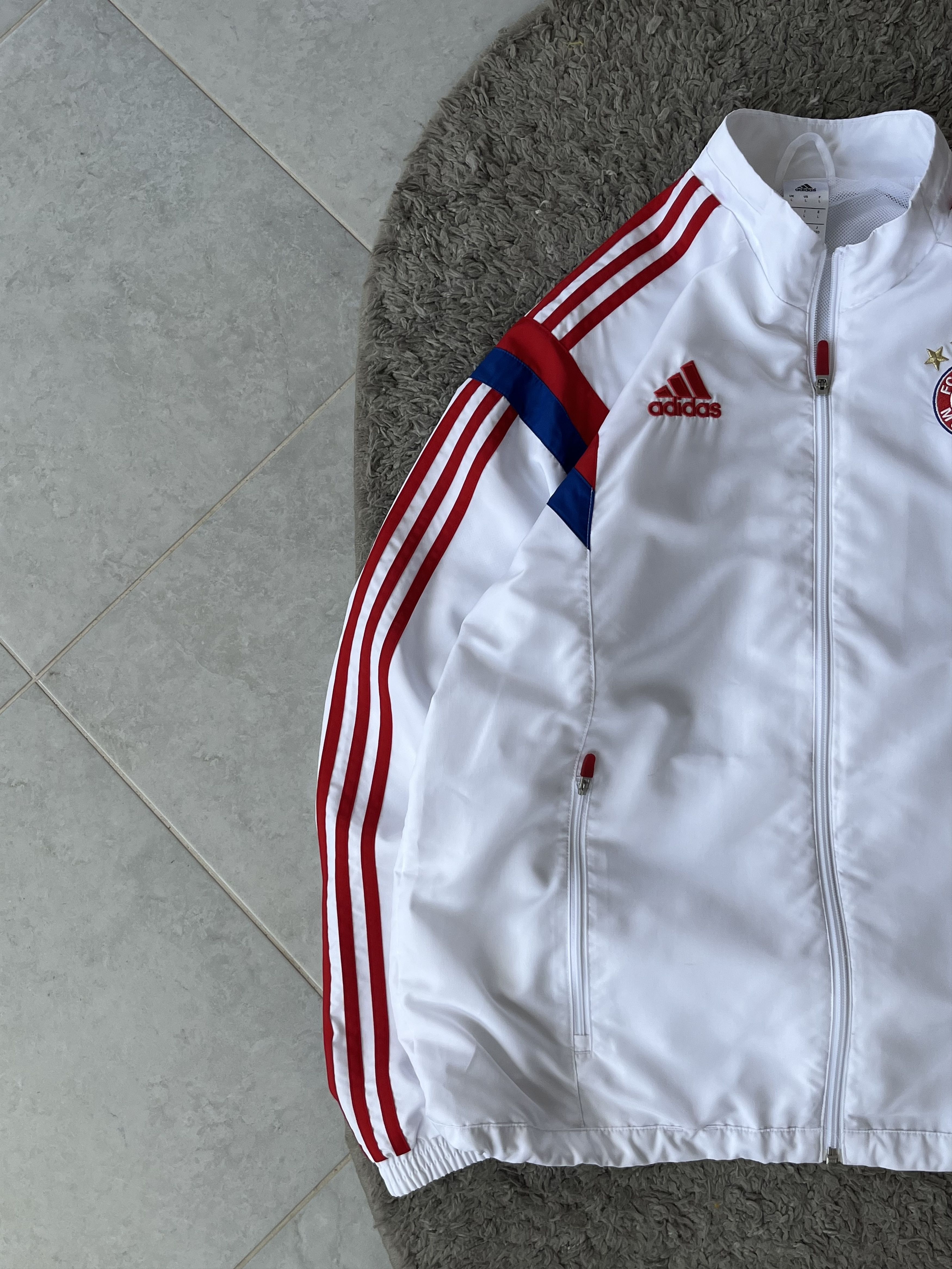 Adidas ADIDAS FC BAYERN MUNCHEN Vintage Nylon Jersey Jacket Y2K Size US L / EU 52-54 / 3 - 3 Thumbnail