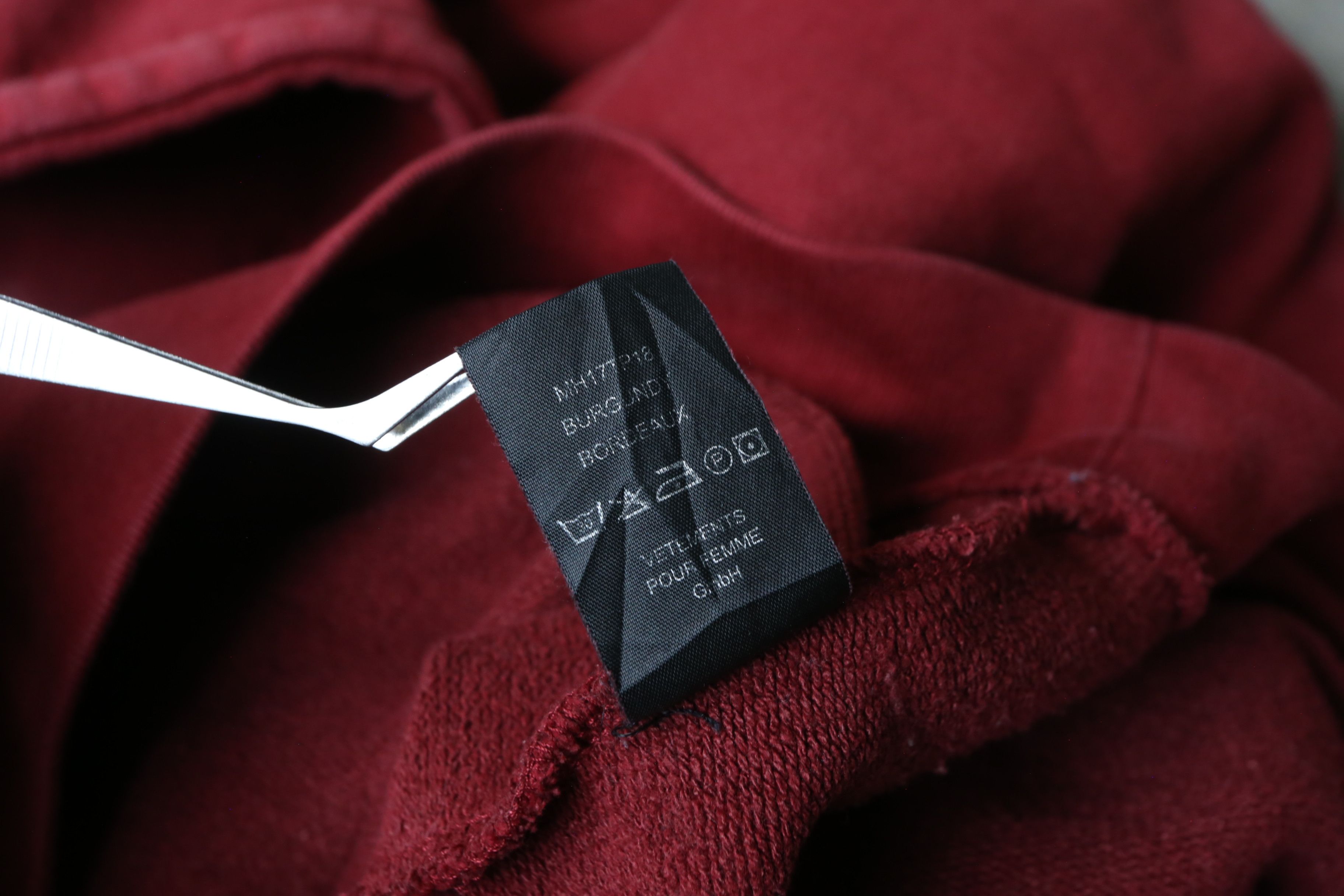 Vetements V - F/W 17 - "May the Bridges I Burn Light the Way" Hoodie Size US M / EU 48-50 / 2 - 11 Thumbnail