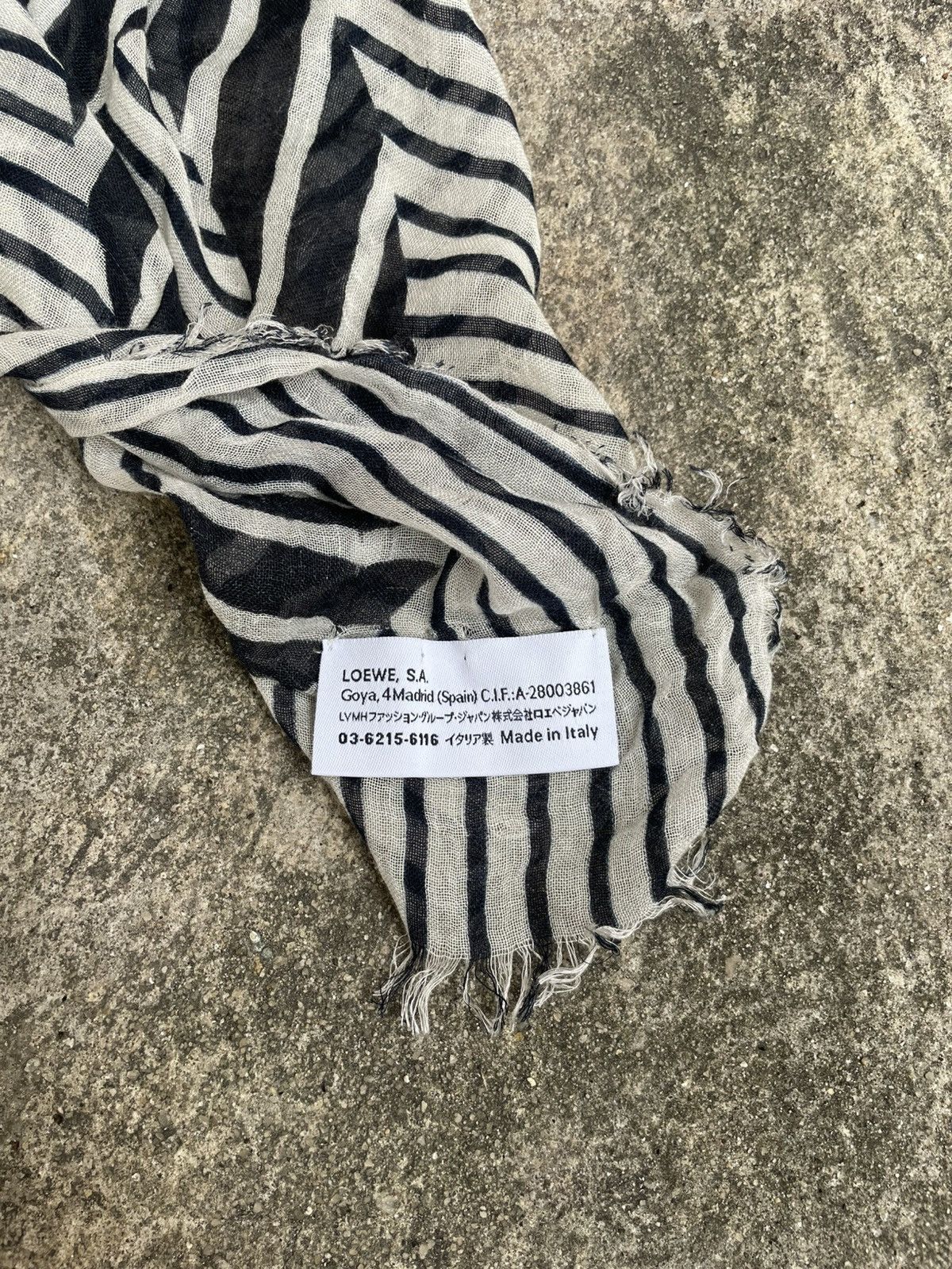 Loewe Loewe Linen Black and White Stripes Scarf Size ONE SIZE - 3 Thumbnail