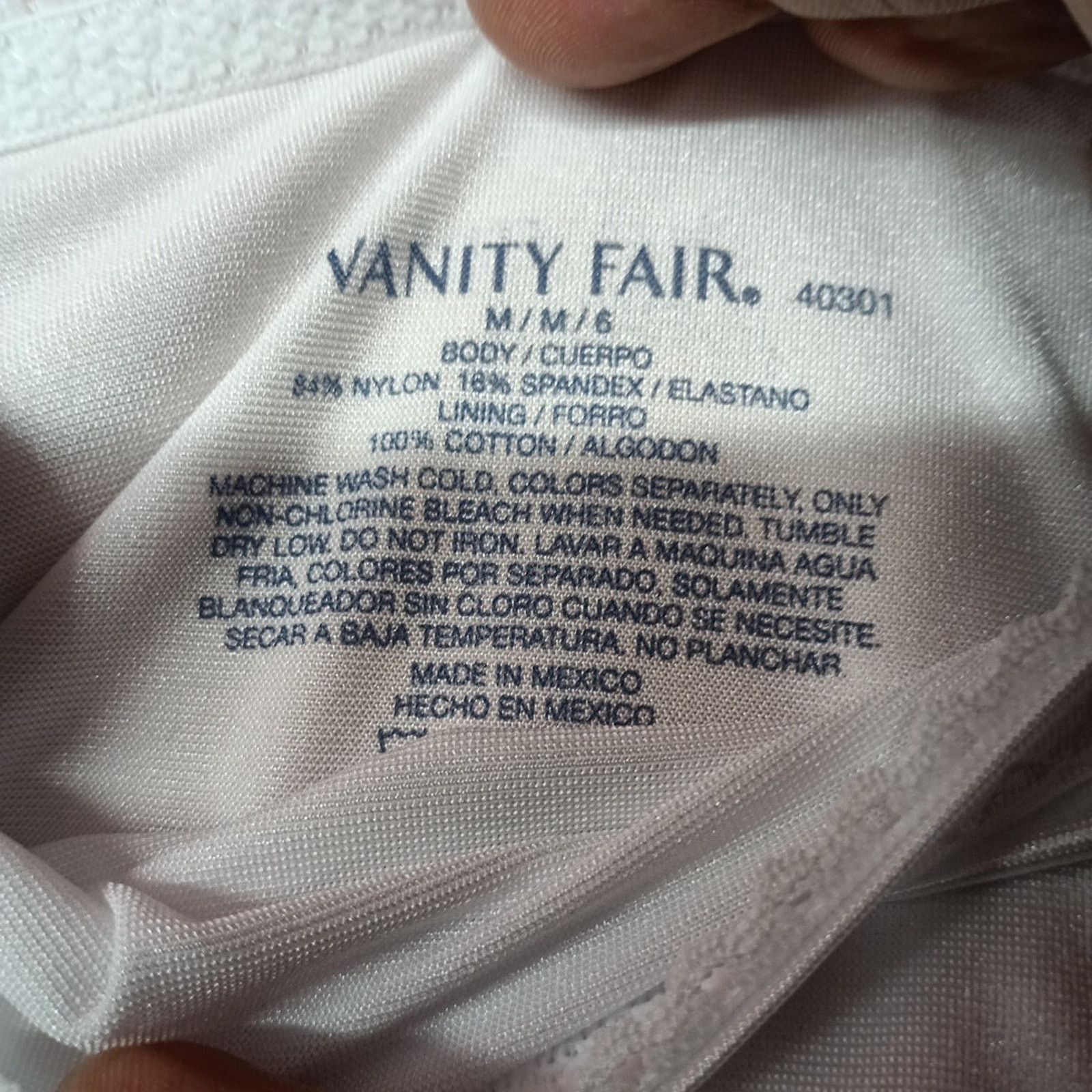 Other Vanity Fair Light Control Undershapers 3 Pack Briefs M/6 Size ONE SIZE - 5 Thumbnail