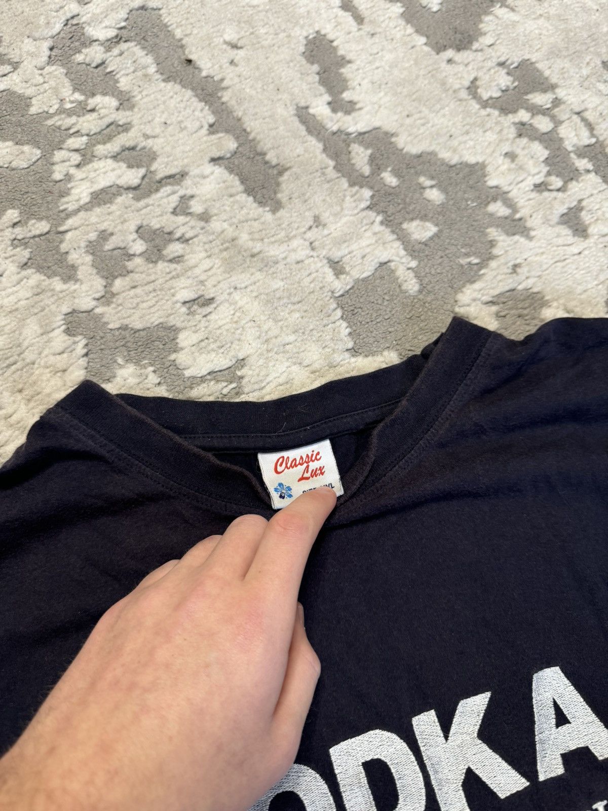 Vintage 🔥Vintage Vodka Connecting People Nokia Tee Size US L / EU 52-54 / 3 - 7 Thumbnail