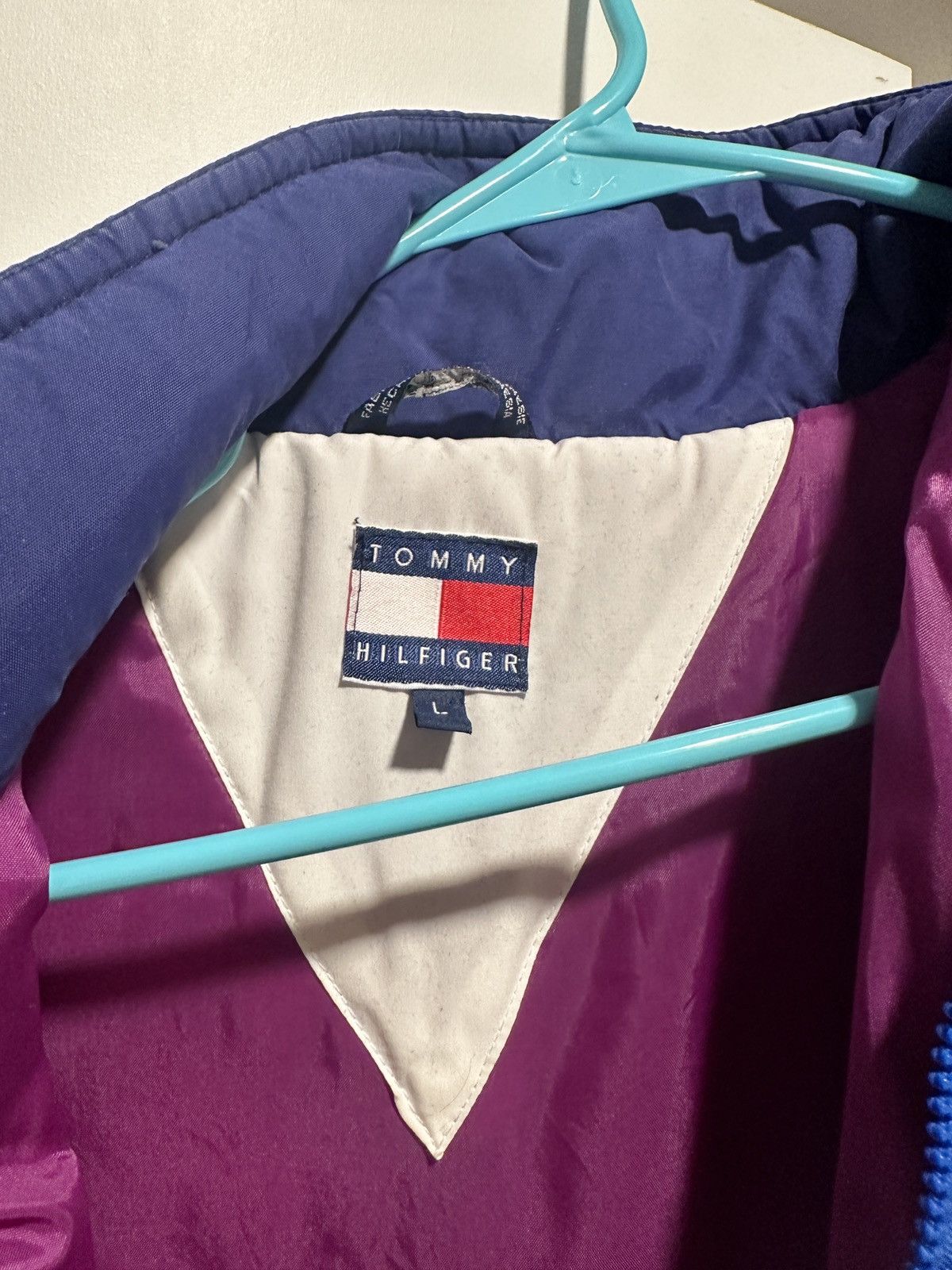 Tommy Hilfiger Vintage Tommy Hilfiger Jacket Size US XL / EU 56 / 4 - 3 Thumbnail