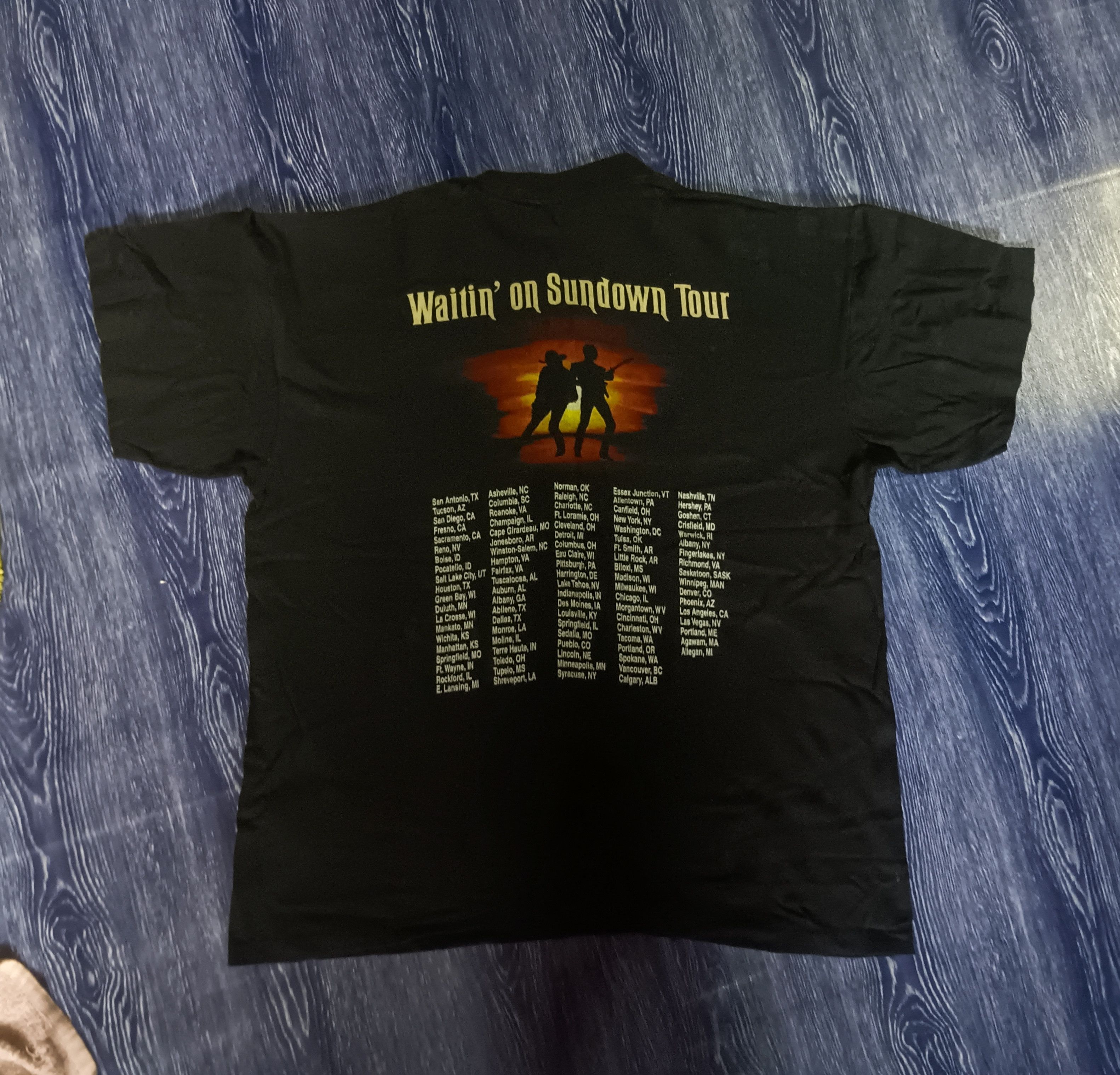Anvil × Band Tees × Vintage Brooks Dunn Vintage - Waitin on Sundown Tour Size US L / EU 52-54 / 3 - 5 Thumbnail