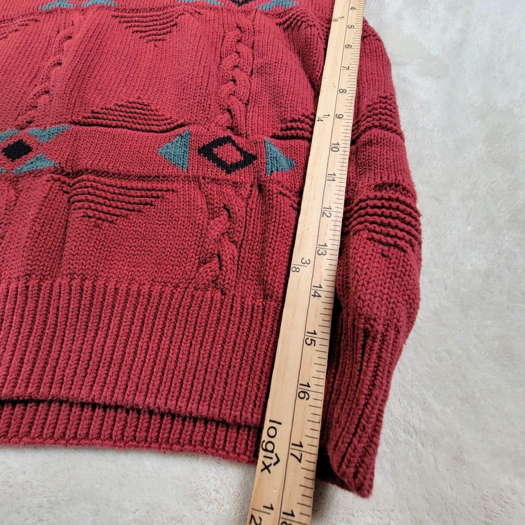 Izod VINTAGE Izod Club Mens L Knit Crewneck Sweater Red Geometric Aztec Retro 90s Size US L / EU 52-54 / 3 - 7 Thumbnail