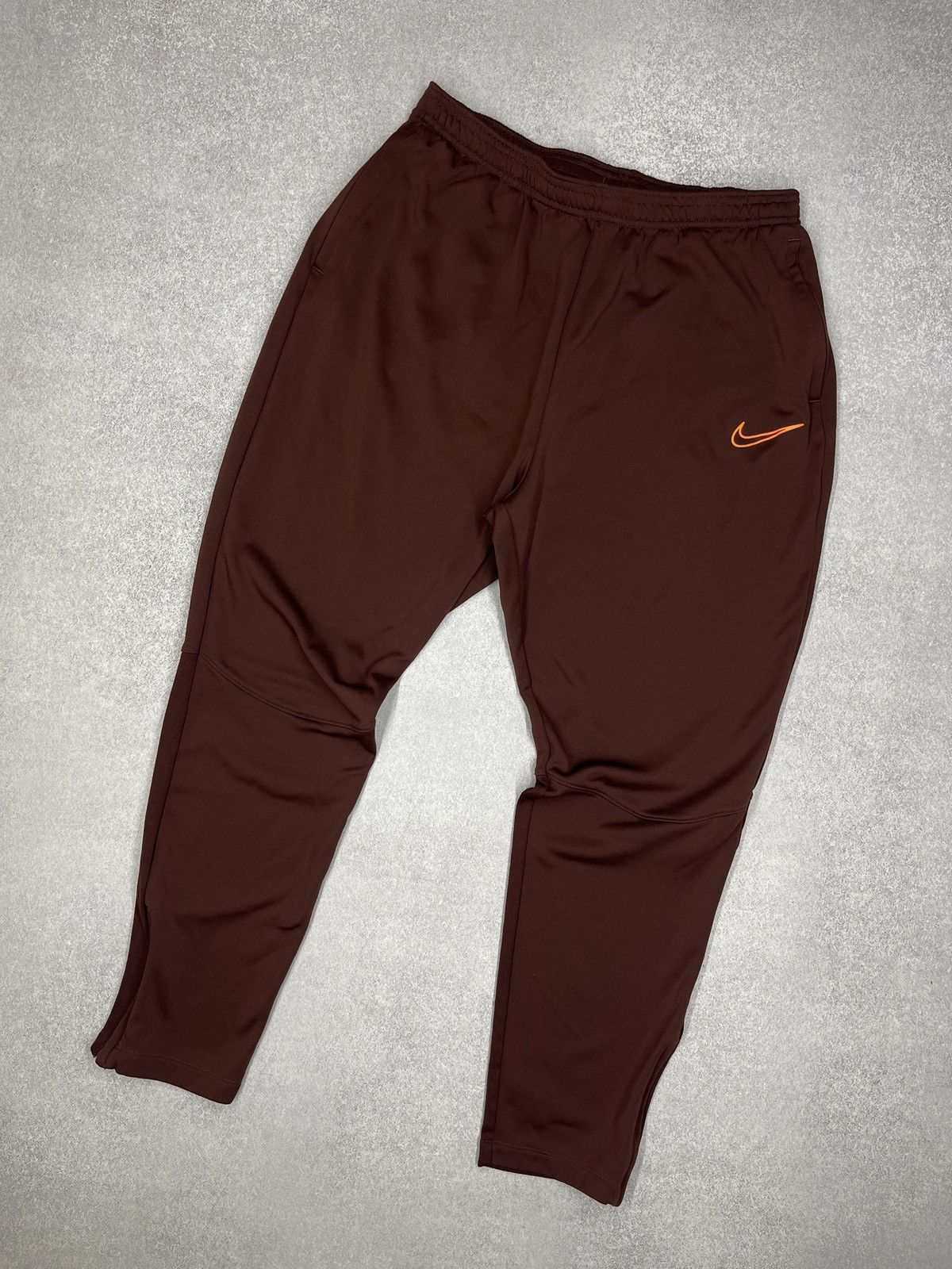 Mens Nike Academy Therma Fit Sweatpants Brown Drill TECH ACG