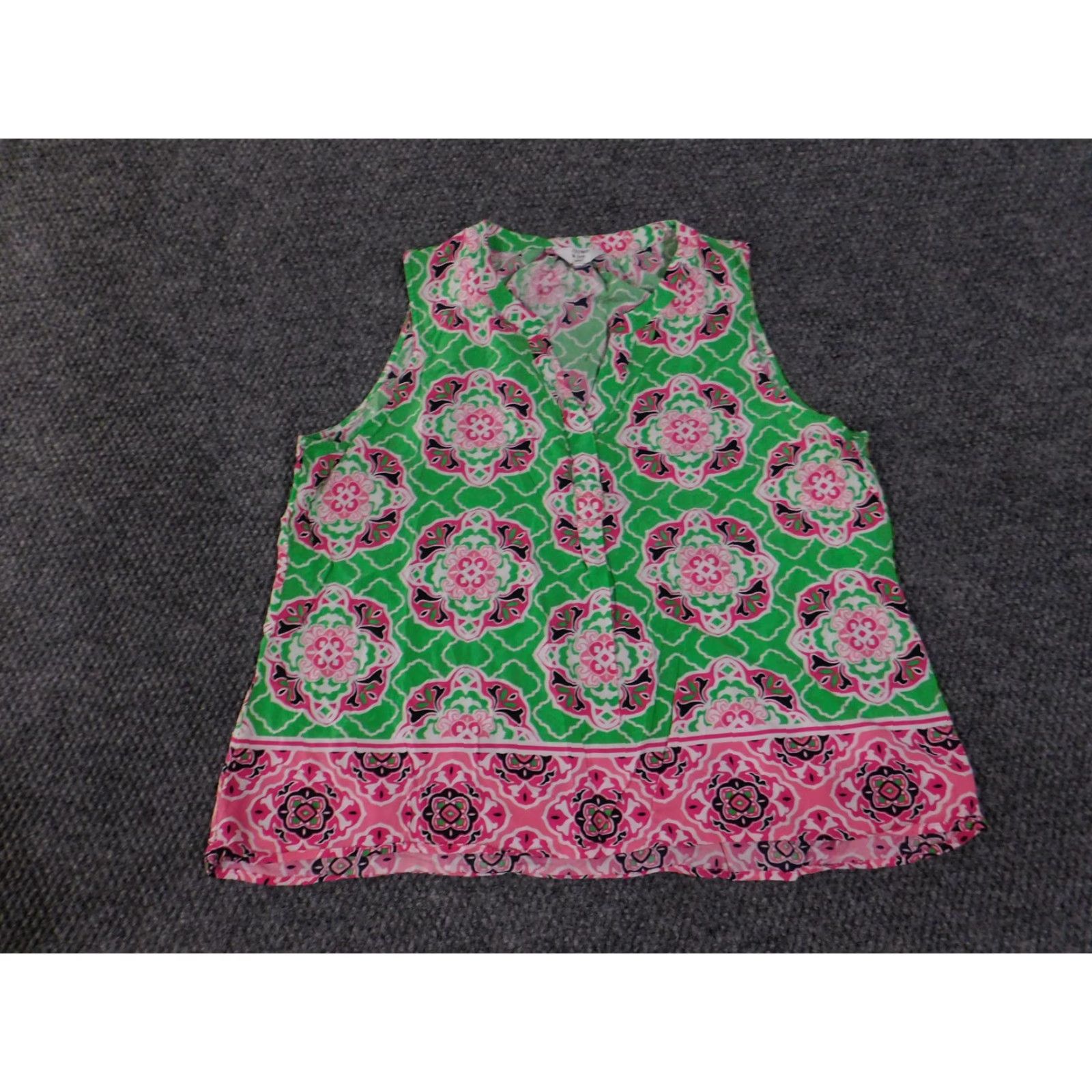 Vintage Crown & Ivy Blouse Womens Petites PXL Green Pink Sleeveless Floral Border Print Henley Button Short Neckline/Boho Casual Size XL / US 12-14 / IT 48-50 - 4 Thumbnail
