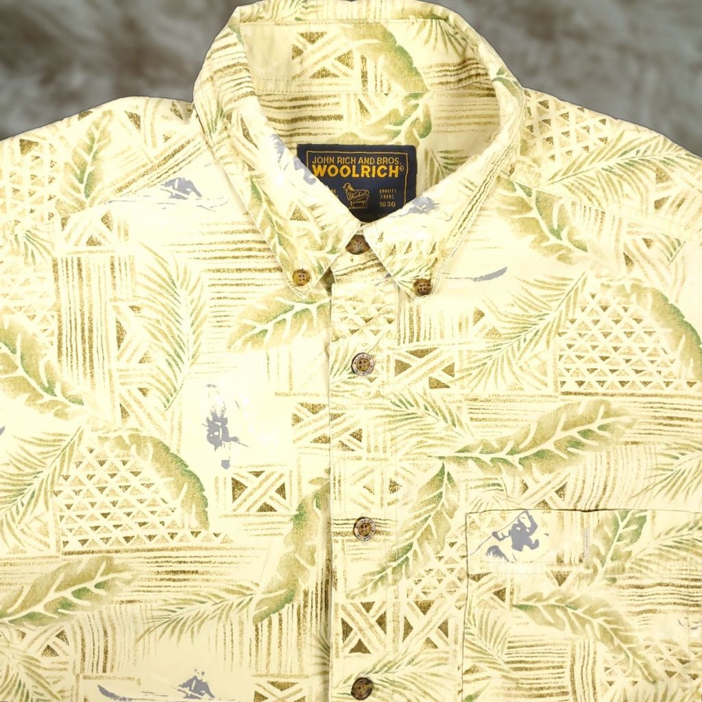Vintage Woolrich Shirt Men's Floral Button-Up Short Sleeve Yellow Size Large - 90s Vintage Inspired? (But must not add new details) Size US L / EU 52-54 / 3 - 1 Thumbnail