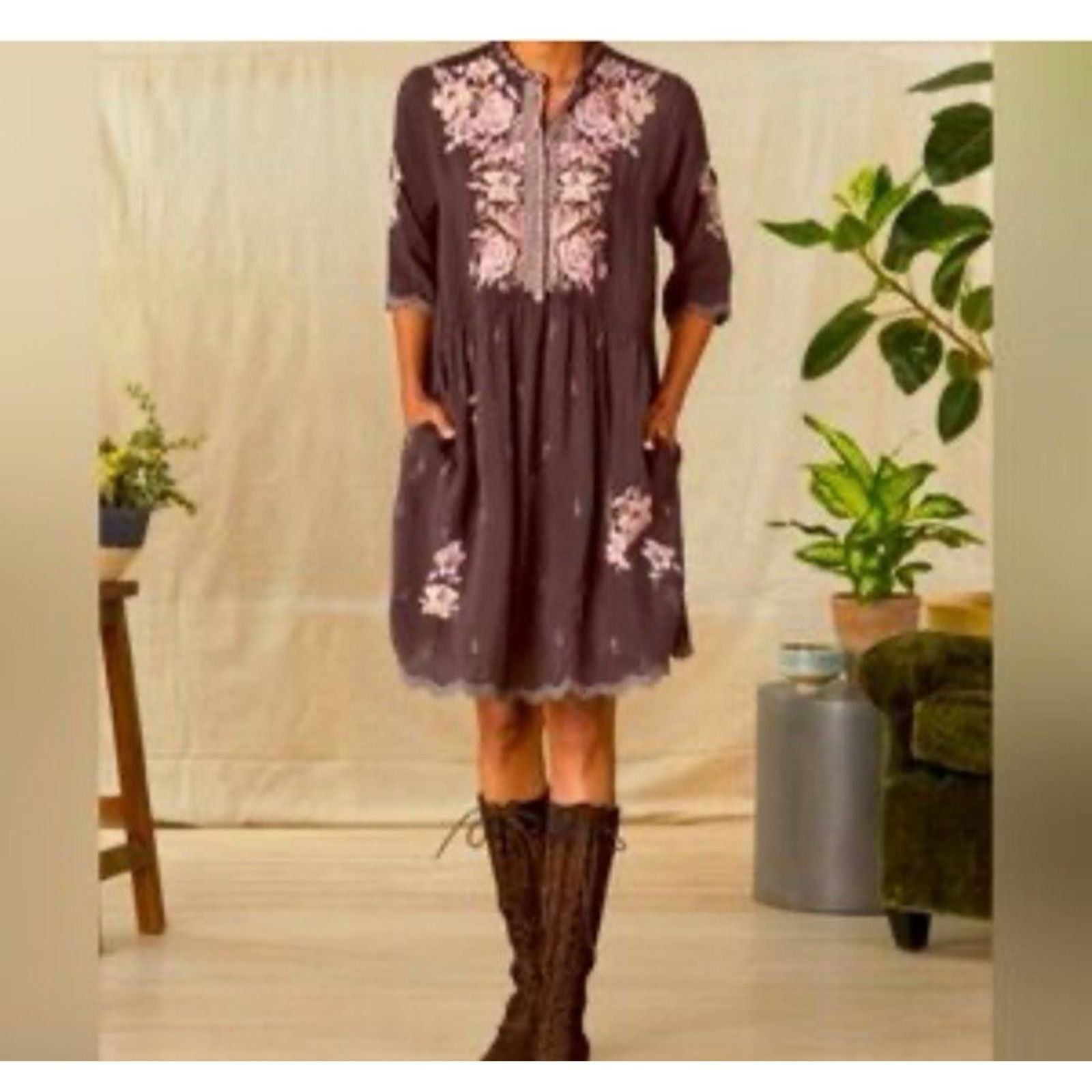 Johnny Was Johnny Was Triana Embroidered Button slip Plum brown Small Size S / US 4 / IT 40 - 1 Thumbnail