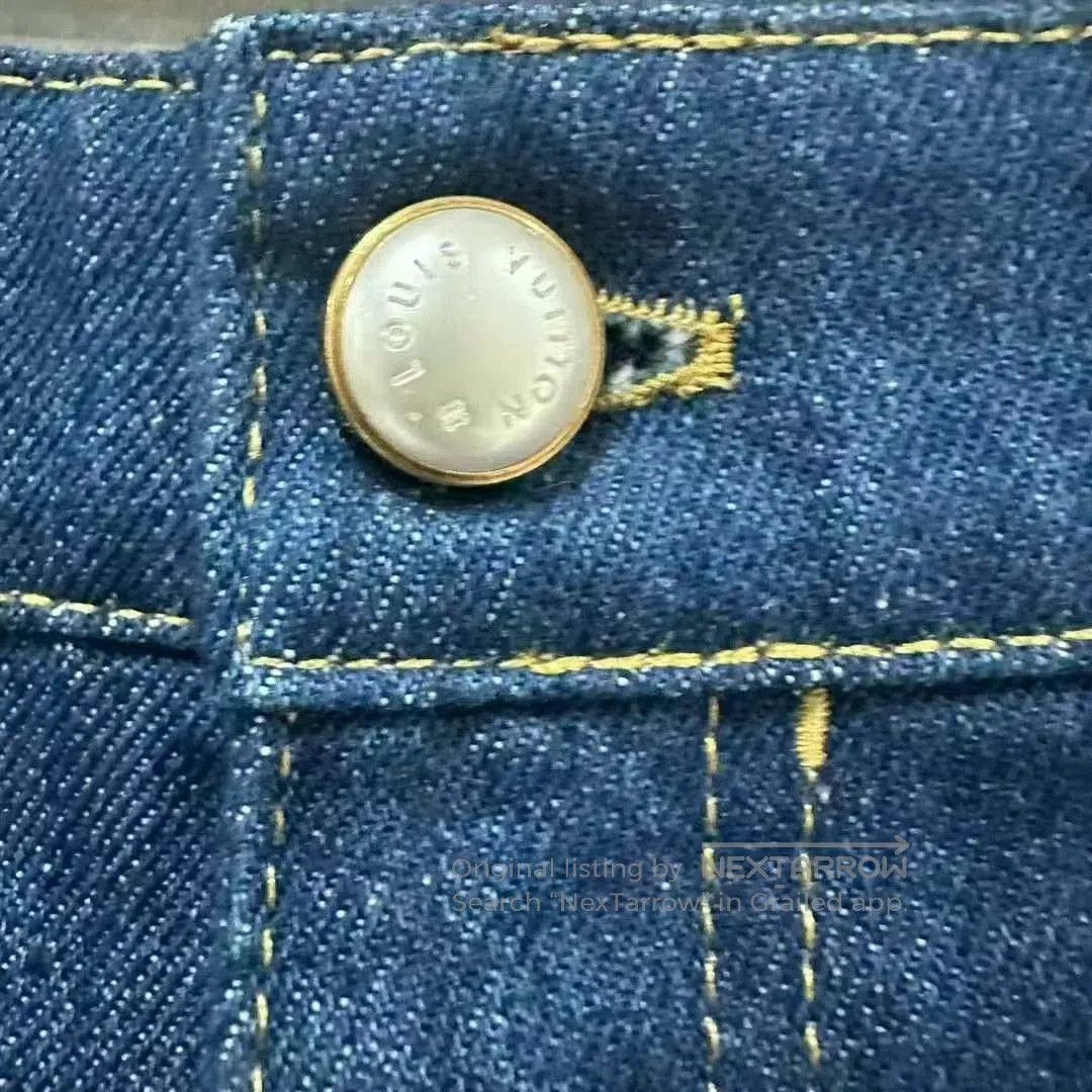 Louis Vuitton louis vuitton embroidered denim shorts size 33. Size US 33 - 3 Thumbnail