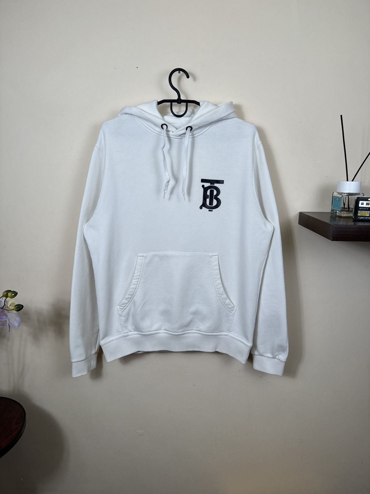 Burberry Burberry London Hoodie Men TB White Luxury S Streetwear Size US S / EU 44-46 / 1 - 9 Thumbnail