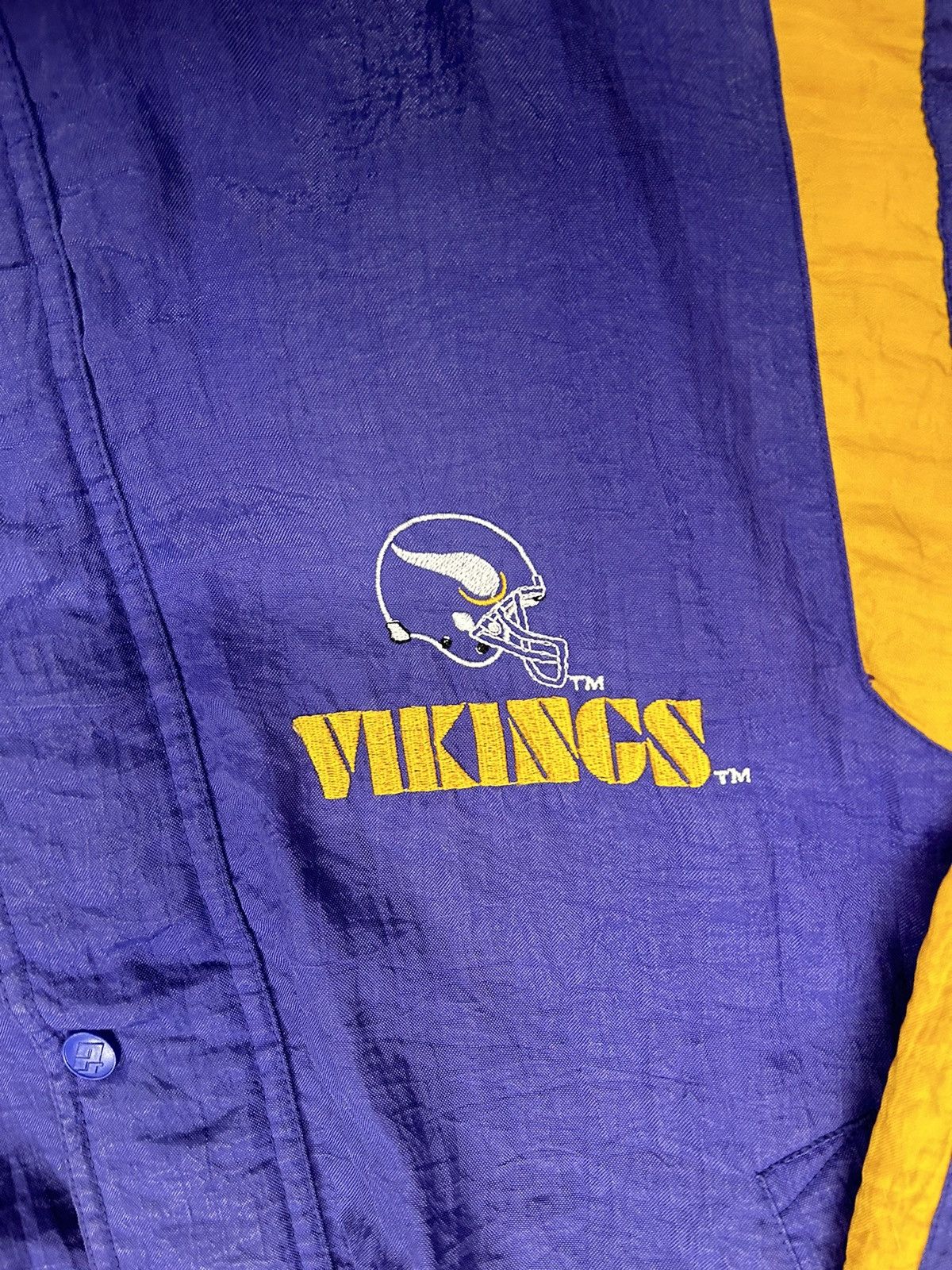 NFL × Starter × Vintage Crazy Vintage 90s Purple Minnesota Viking Starter Jacket NFL Size US S / EU 44-46 / 1 - 3 Thumbnail