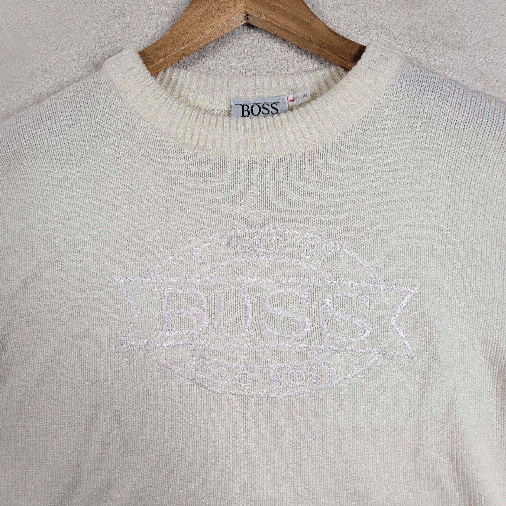Hugo Boss VINTAGE Boss International Sport Classic Crew Neck Sweatshirt Mens Large White Mens Size US L / EU 52-54 / 3 - 2 Thumbnail