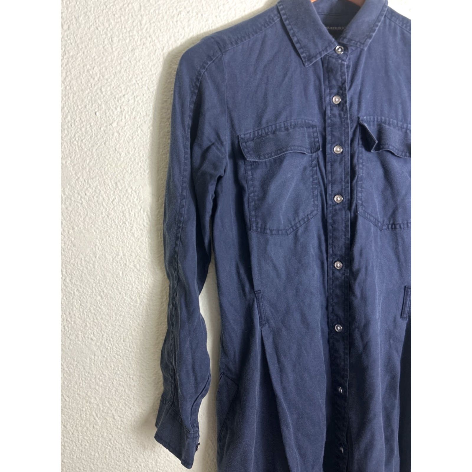 Banana Republic VINTAGE Banana Republic Midi Shirt Dress Navy Women’s Small Lyocell Belted 3/4 Sleeve XS Womens Size XS / US 0-2 / IT 36-38 - 2 Thumbnail