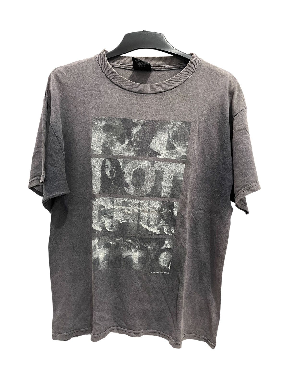 Band Tees Vintage 1990s Red hot chili peppers Size US M / EU 48-50 / 2 - 1 Thumbnail