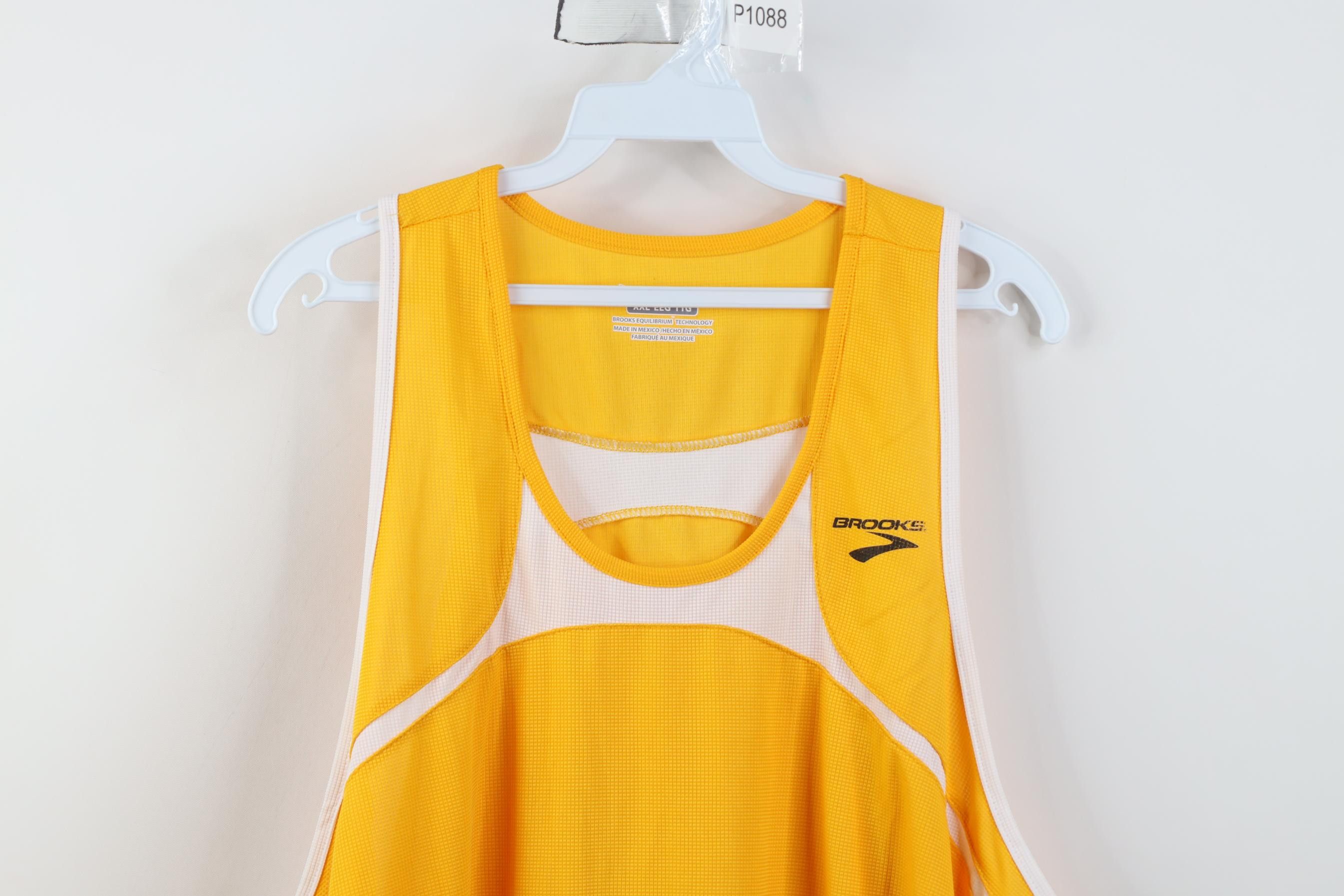 Brooks Vintage Brooks Running Knit Racing Singlet Jersey T-Shirt Size US XXL / EU 58 / 5 - 2 Thumbnail