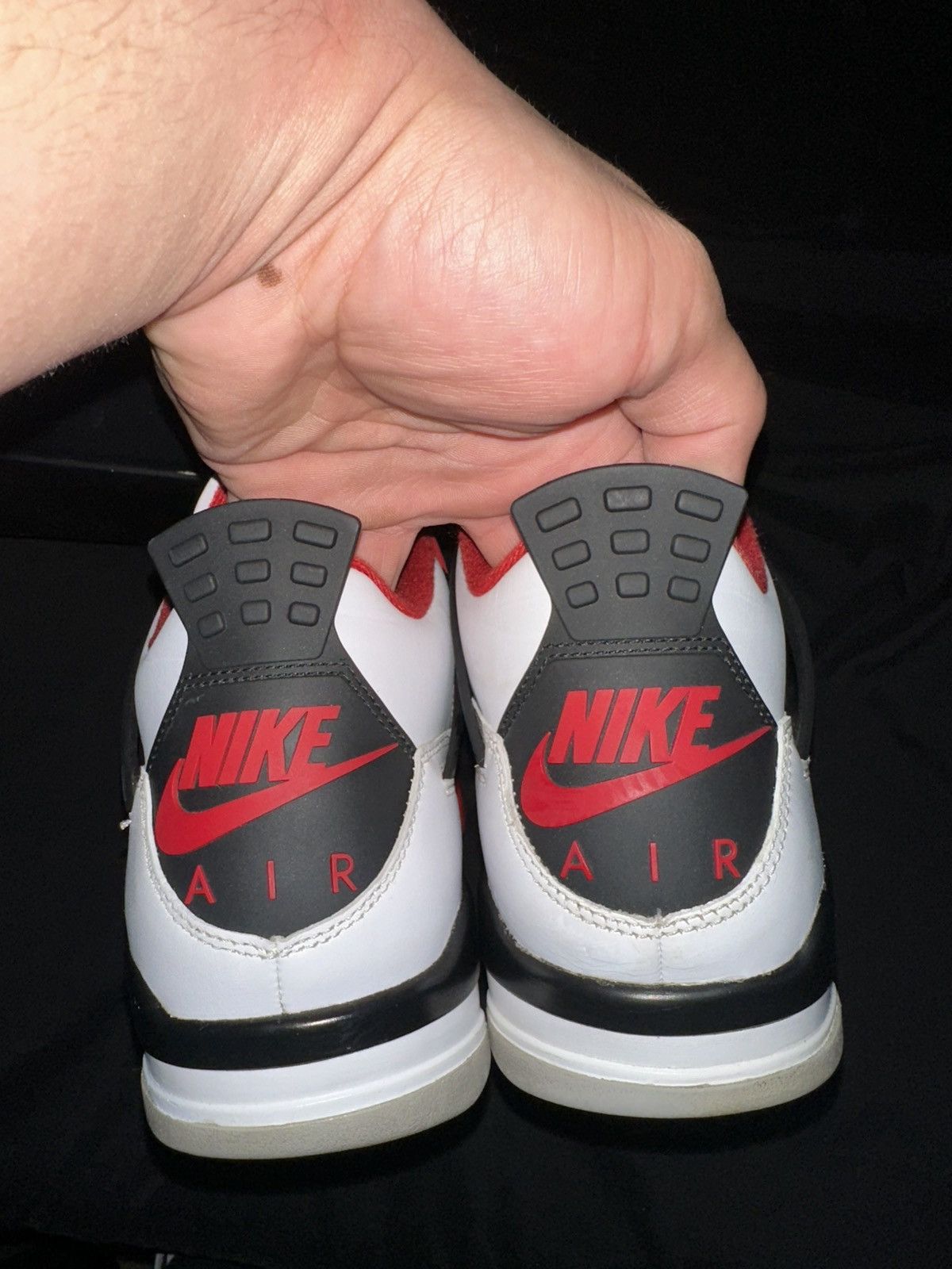 Jordan Brand Jordan 4 fire red 🔥🚒 Size US 10.5 / EU 43-44 - 4 Thumbnail
