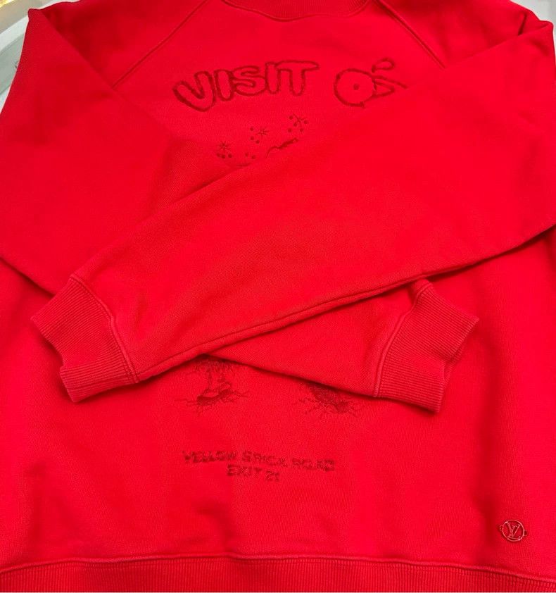 Louis Vuitton Louis Vuitton Red embroidered Wizard of Oz sweatshirt 2501- Size US M / EU 48-50 / 2 - 5 Thumbnail