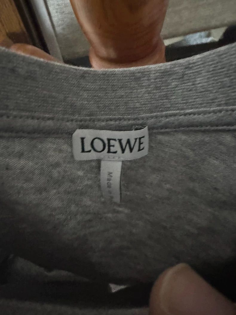Loewe LOEWE Gray logo short sleeves Size L / US 10 / IT 46 - 2 Thumbnail