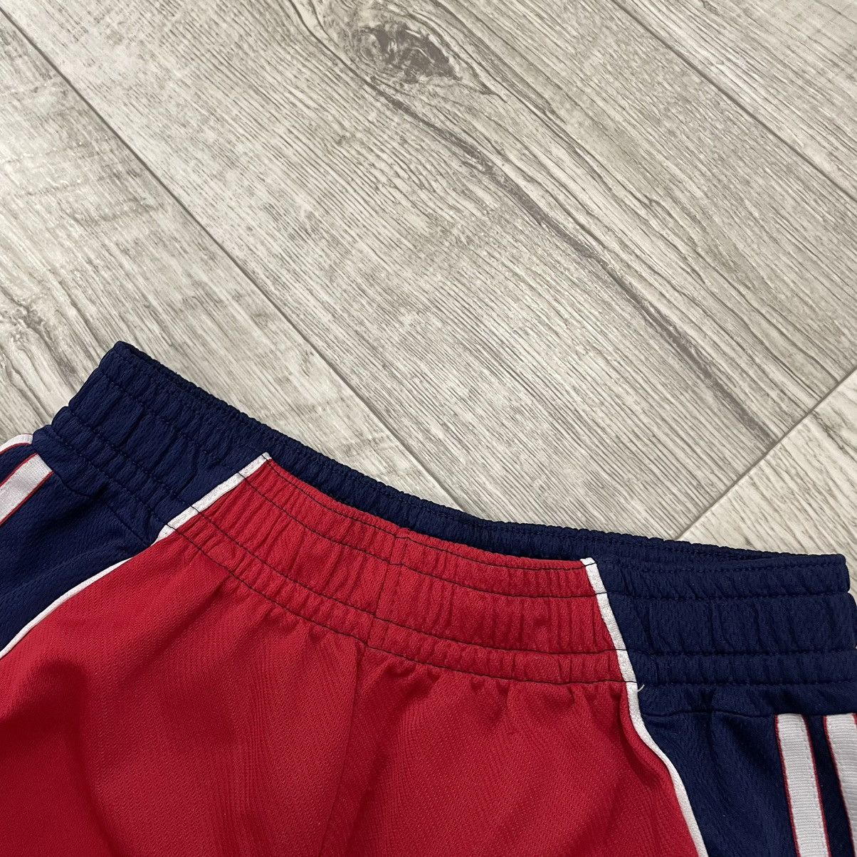 Adidas Adidas Bayern Munchen 90s Soccer Football Shorts Jersey Size US 26 / EU 42 - 4 Thumbnail