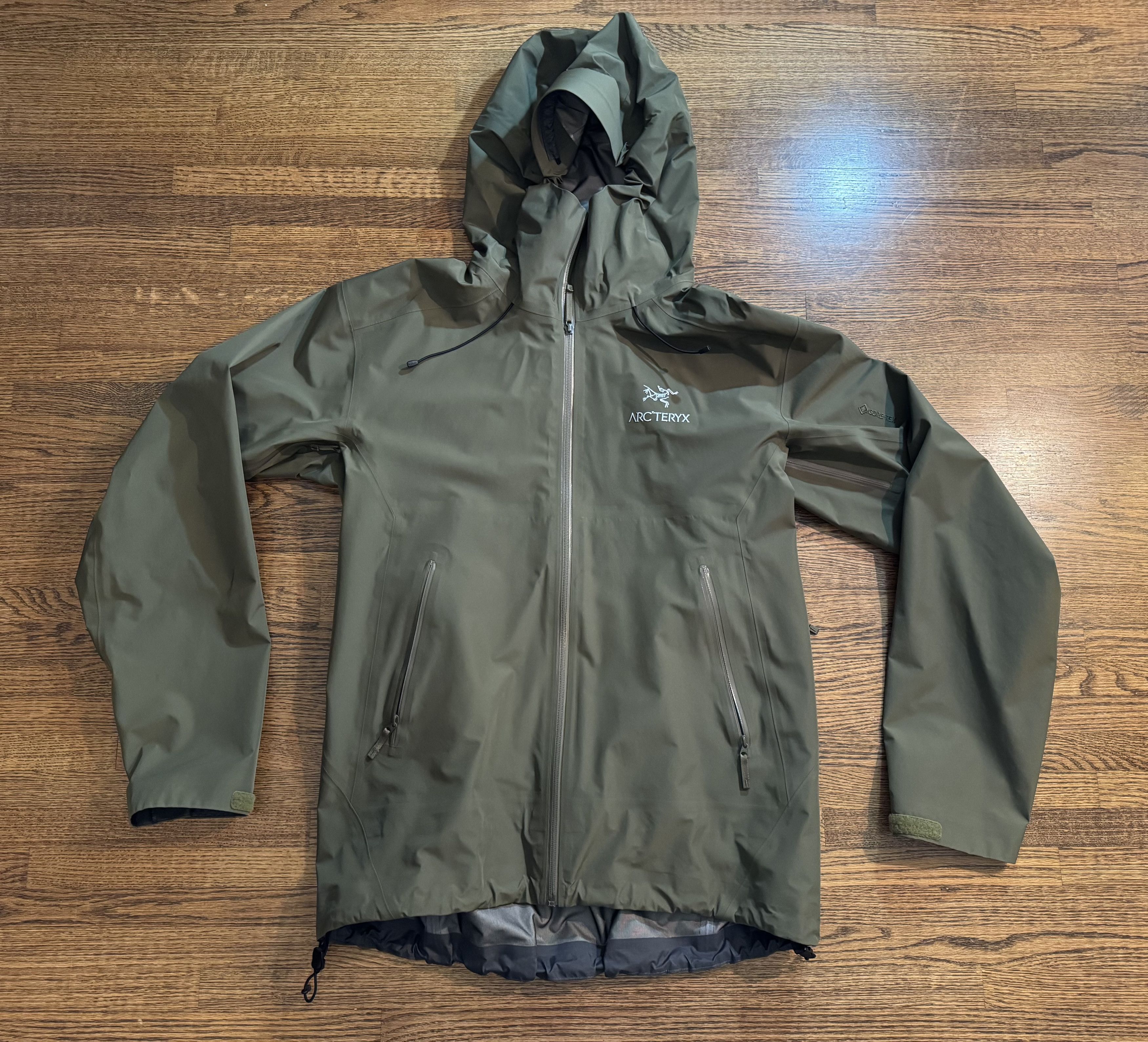 Arc'teryx Arc'Teryx Beta Jacket Mens Forgage/Tatsu/Canvas | Grailed