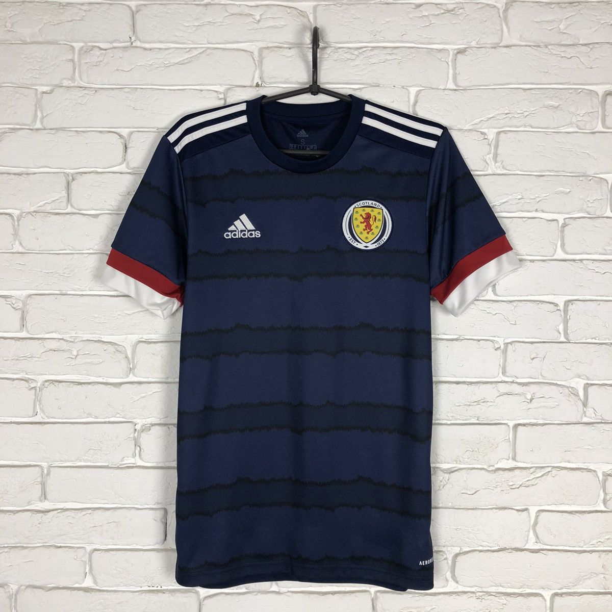 Adidas Scotland national team 2020 2022 home soccer jersey Size US S / EU 44-46 / 1 - 1 Thumbnail