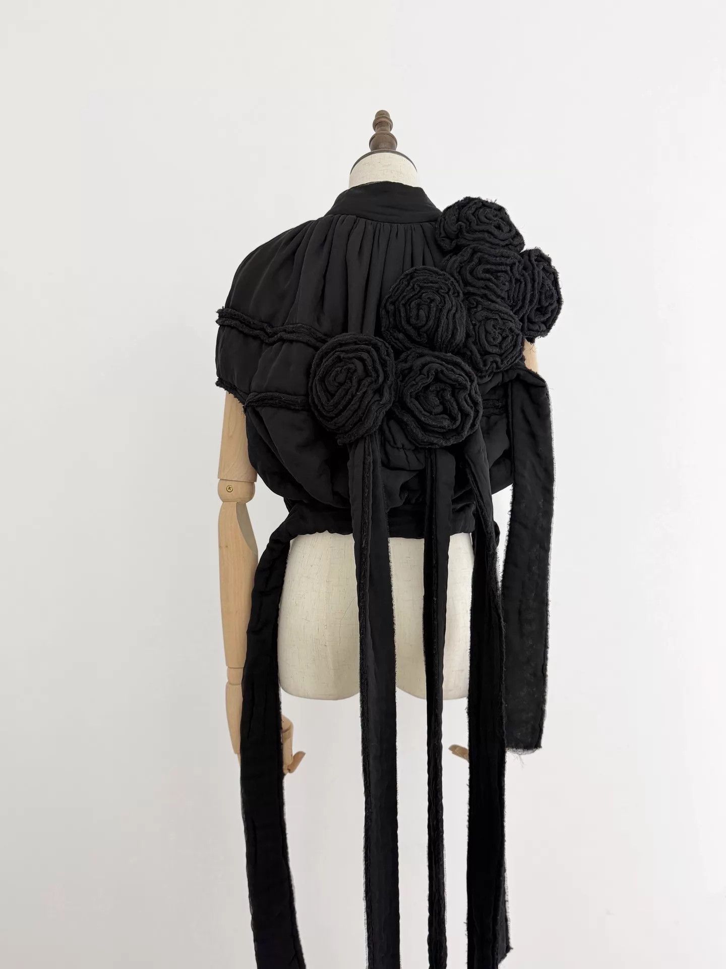 Comme des Garcons CDG Tao 2006 FW 3D Rose Cocoon Jacket Size ONE SIZE - 5 Thumbnail