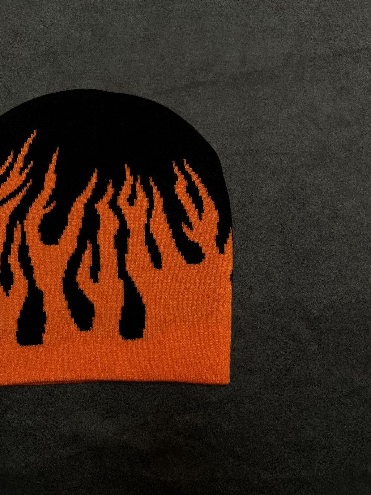 Japanese Brand Y2k Vintage Orange Flame Jacquard No Cuff Beanie Hats OS Size ONE SIZE - 3 Thumbnail