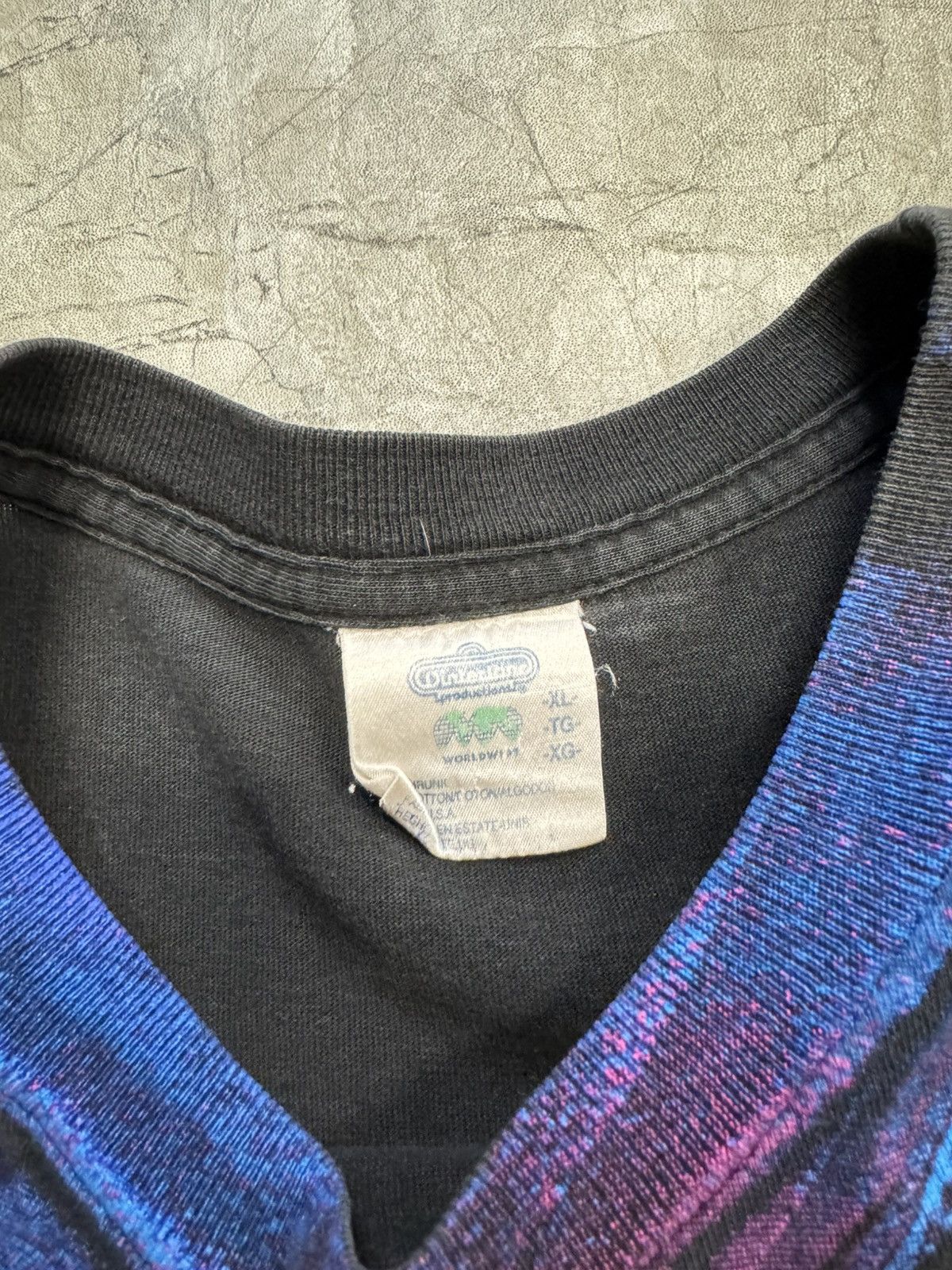 Vintage Vintage Pink Floyd The Wall AOP Tee Size US XL / EU 56 / 4 - 3 Thumbnail