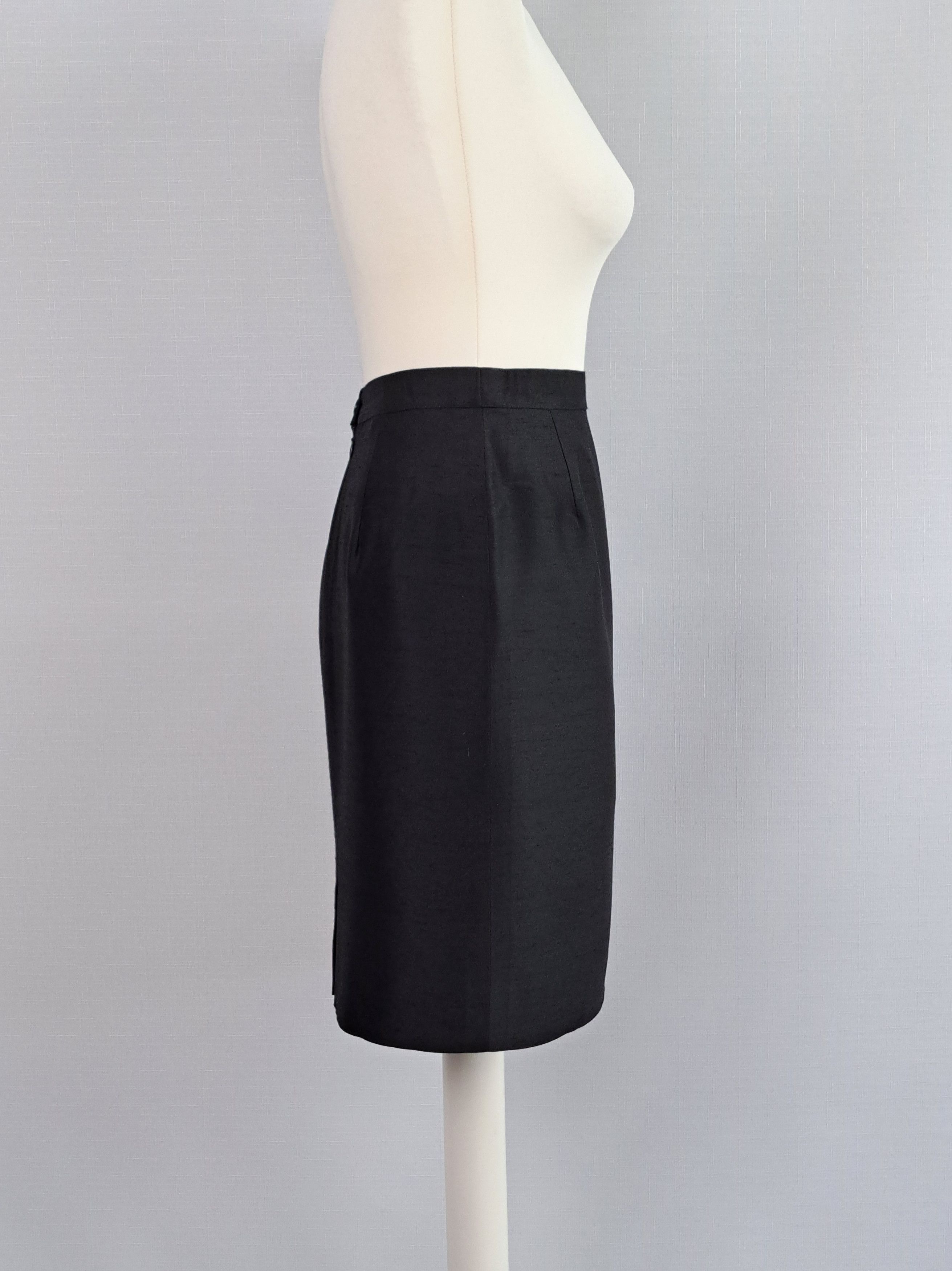 Salvatore Ferragamo × Vintage Salvatore Ferragamo vintage black skirt. Size 42IT Size 28" / US 6 / IT 42 - 2 Thumbnail