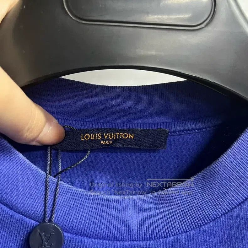 Louis Vuitton Louis Vuitton Blue Solid Logo Crew Neck Short Sleeve Size US M / EU 48-50 / 2 - 2 Thumbnail
