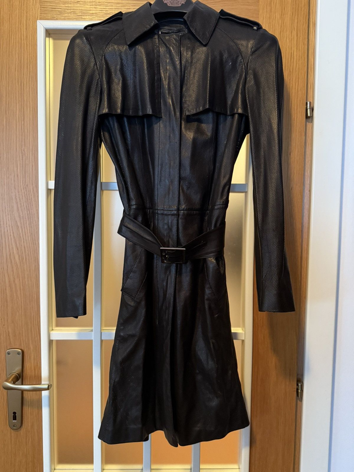 Gucci Black leather Gucci coat Size XS / US 0-2 / IT 36-38 - 2 Thumbnail