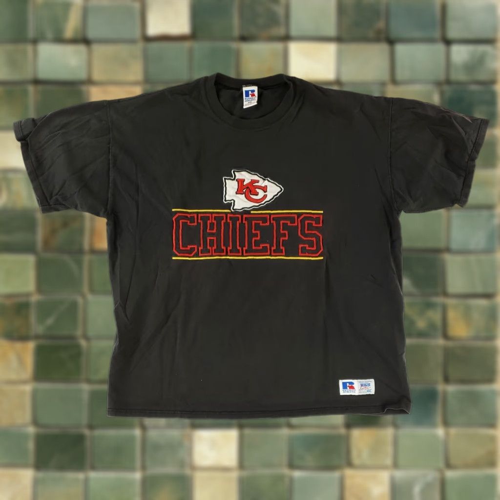 Vintage VINTAGE Kansas City Chiefs VTG 90s Russell Athletic T Shirt Embroidered Black Mens XXL Shirt Size US XXL / EU 58 / 5 - 1 Thumbnail