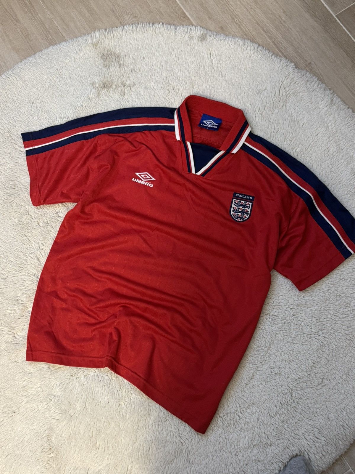 Umbro Vintage 2002 England football jersey umbro Size US M / EU 48-50 / 2 - 2 Thumbnail