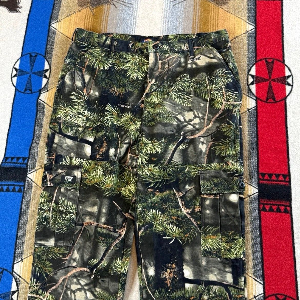 Dickies VINTAGE Dickies Camouflage Cargo Pants Men 38x27 Regular Black 90s Hunting Outdoor Camo Camouflage Pants Mens Size US 38 / EU 54 - 6 Thumbnail