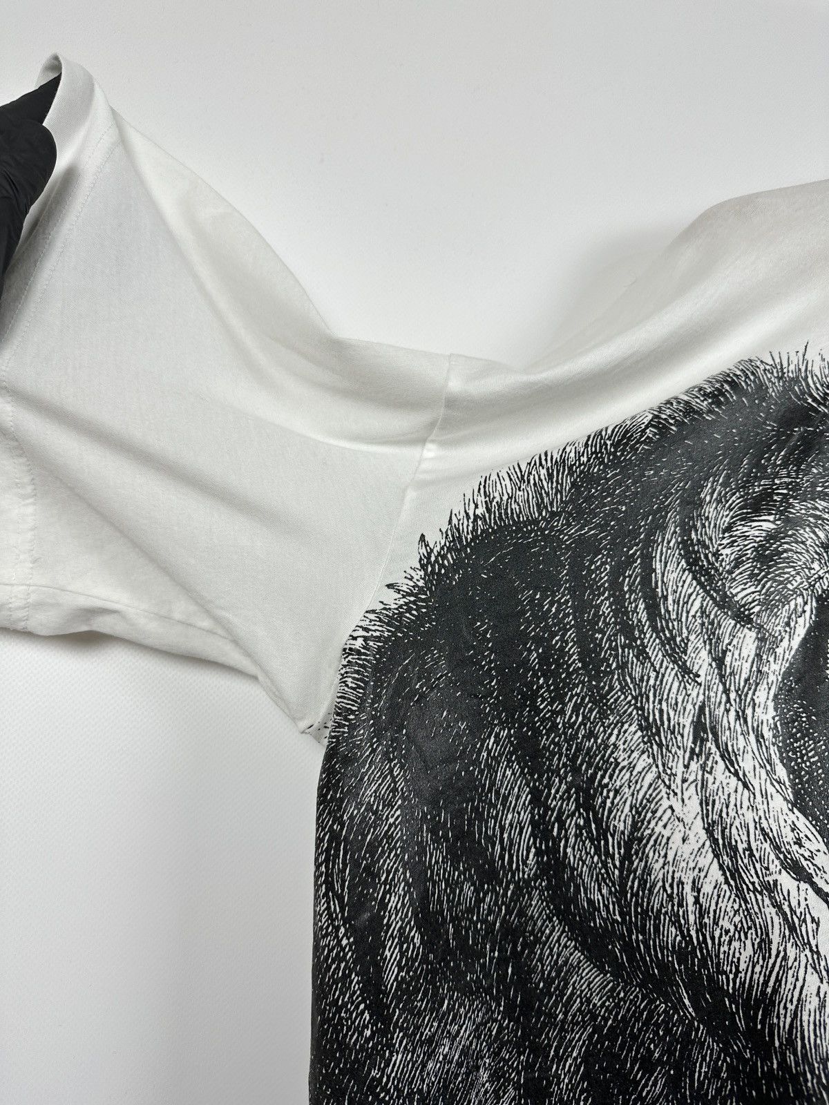 Vivienne Westwood Vivienne Westwood Anglomania Graphic Lion Orb White T-Shirt Size US XL / EU 56 / 4 - 13 Thumbnail