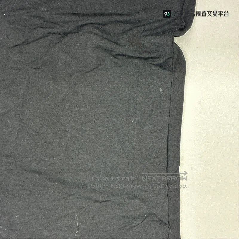 Ermenegildo Zegna Zegna Men's Solid Crewneck Short. Size US M / EU 48-50 / 2 - 4 Thumbnail