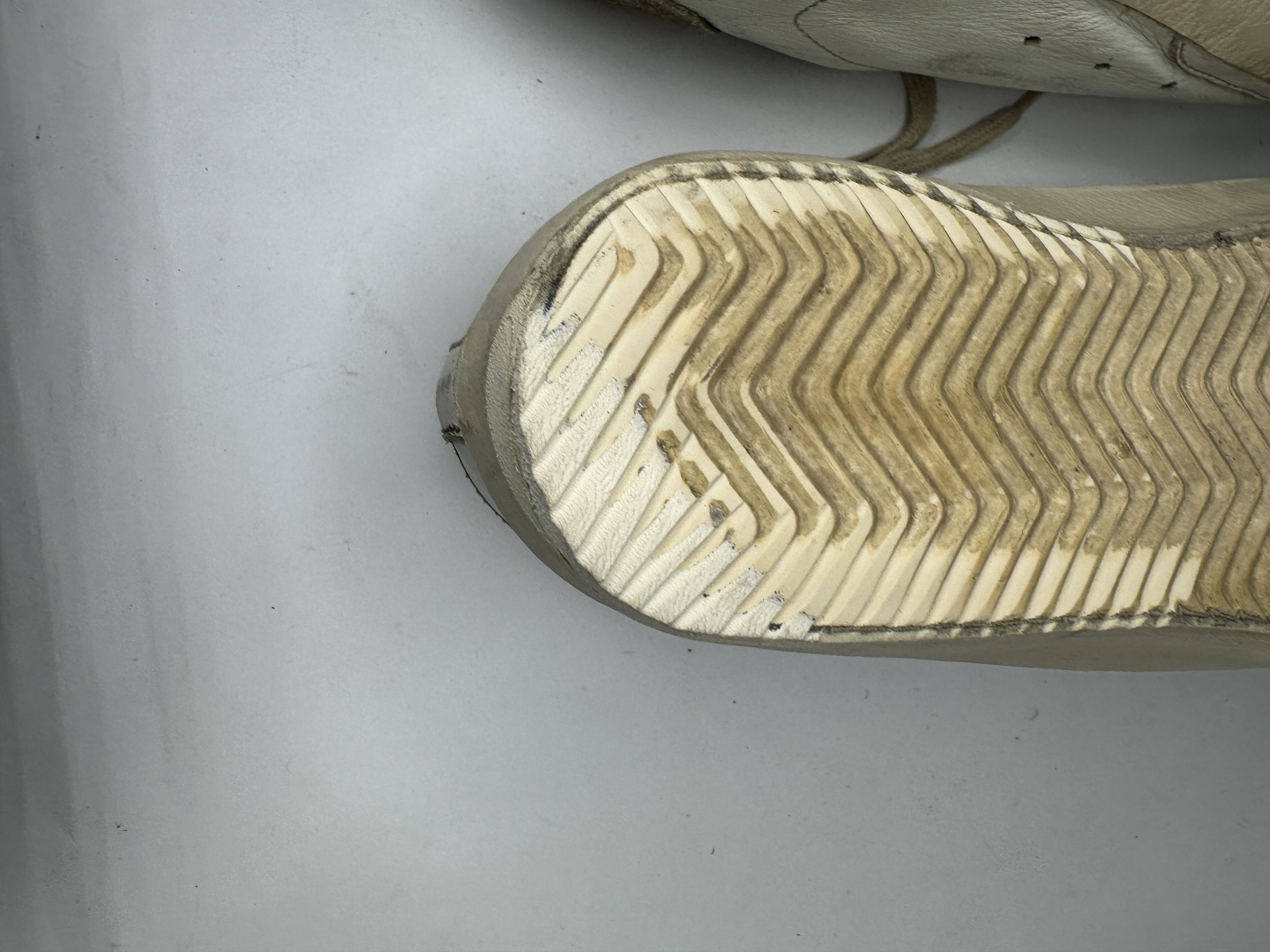 Golden Goose Golden Goose Superstar Gold and White Leather Sneakers. Size US 8 / EU 41 - 9 Thumbnail