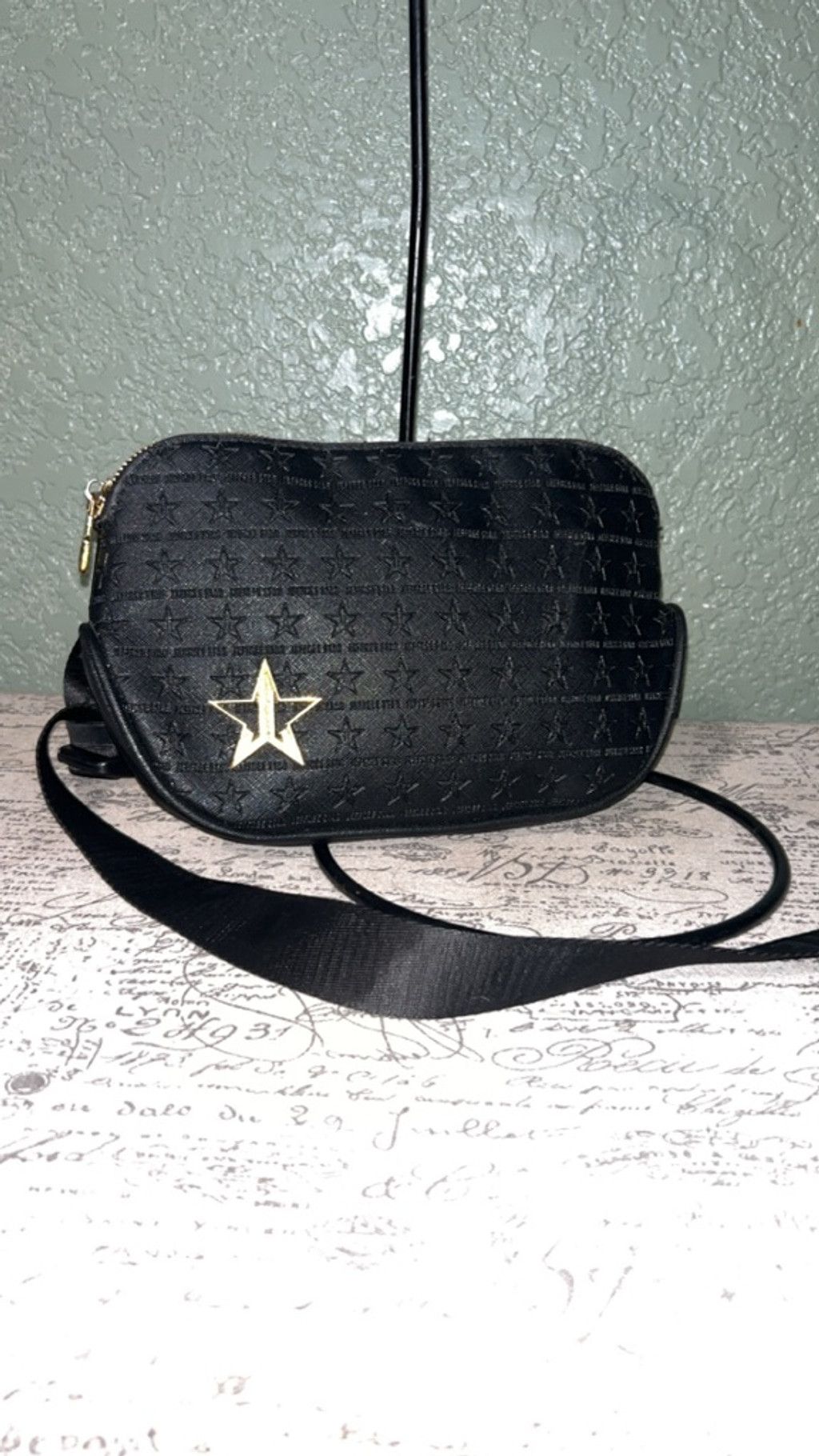 Other Women's Jeffree Star Black Gold Crossbody Bag One Size Size ONE SIZE - 1 Thumbnail