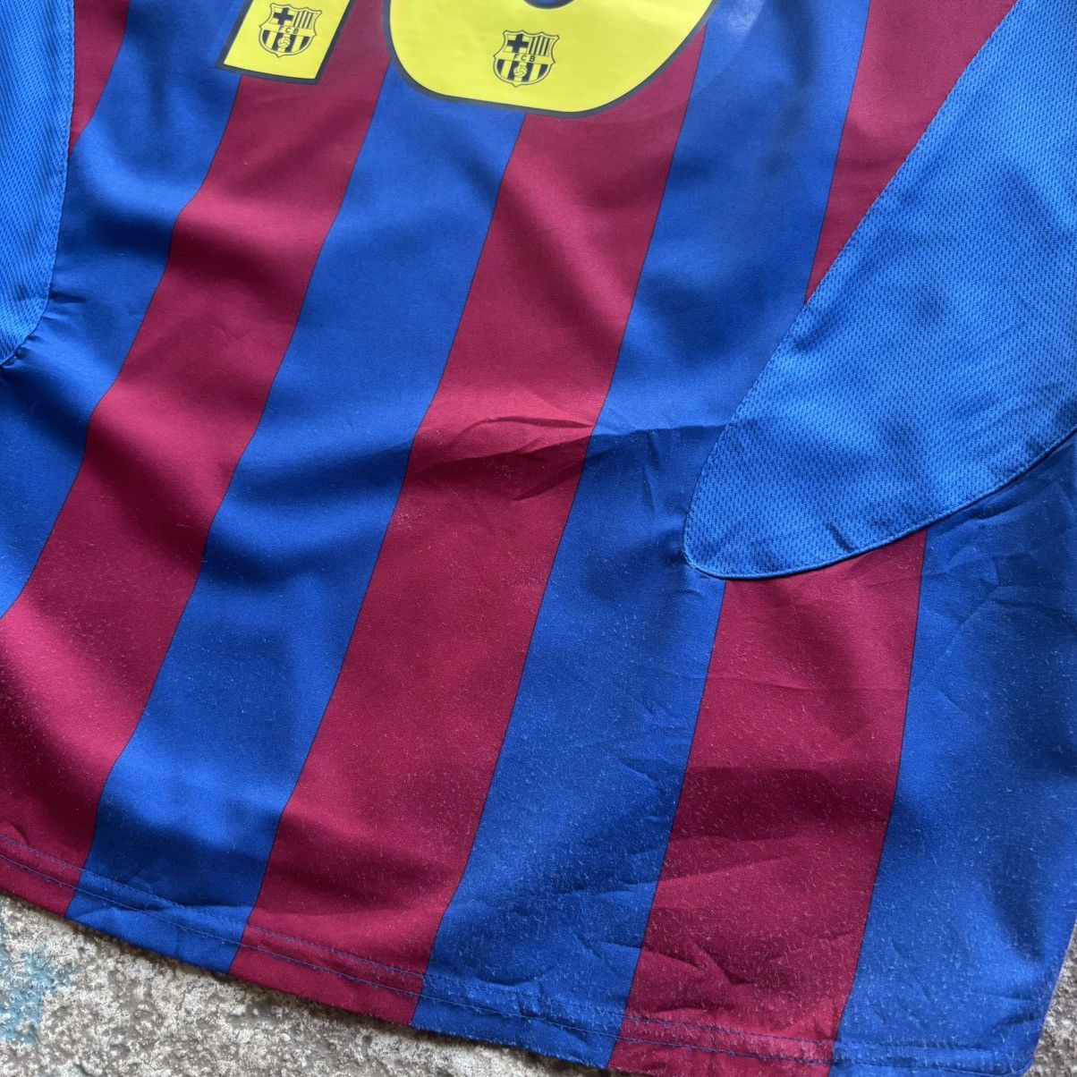Nike 2005-06 FC Barcelona Home Shirt Ronaldinho #10 🪄🧙🇧🇷 Size US XL / EU 56 / 4 - 15 Thumbnail