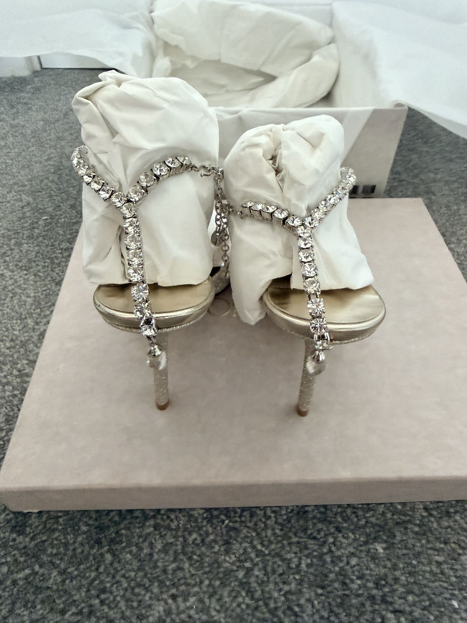 Jimmy Choo Jimmy Choo Saeda 39 Platinum Ice Crystal Size US 9 / IT 39 - 6 Thumbnail