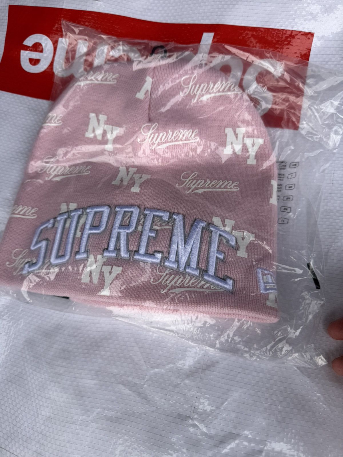 New Era × Supreme Supreme New Era Monogram Beanie pink IN HAND‼️ Size ONE SIZE - 1 Preview