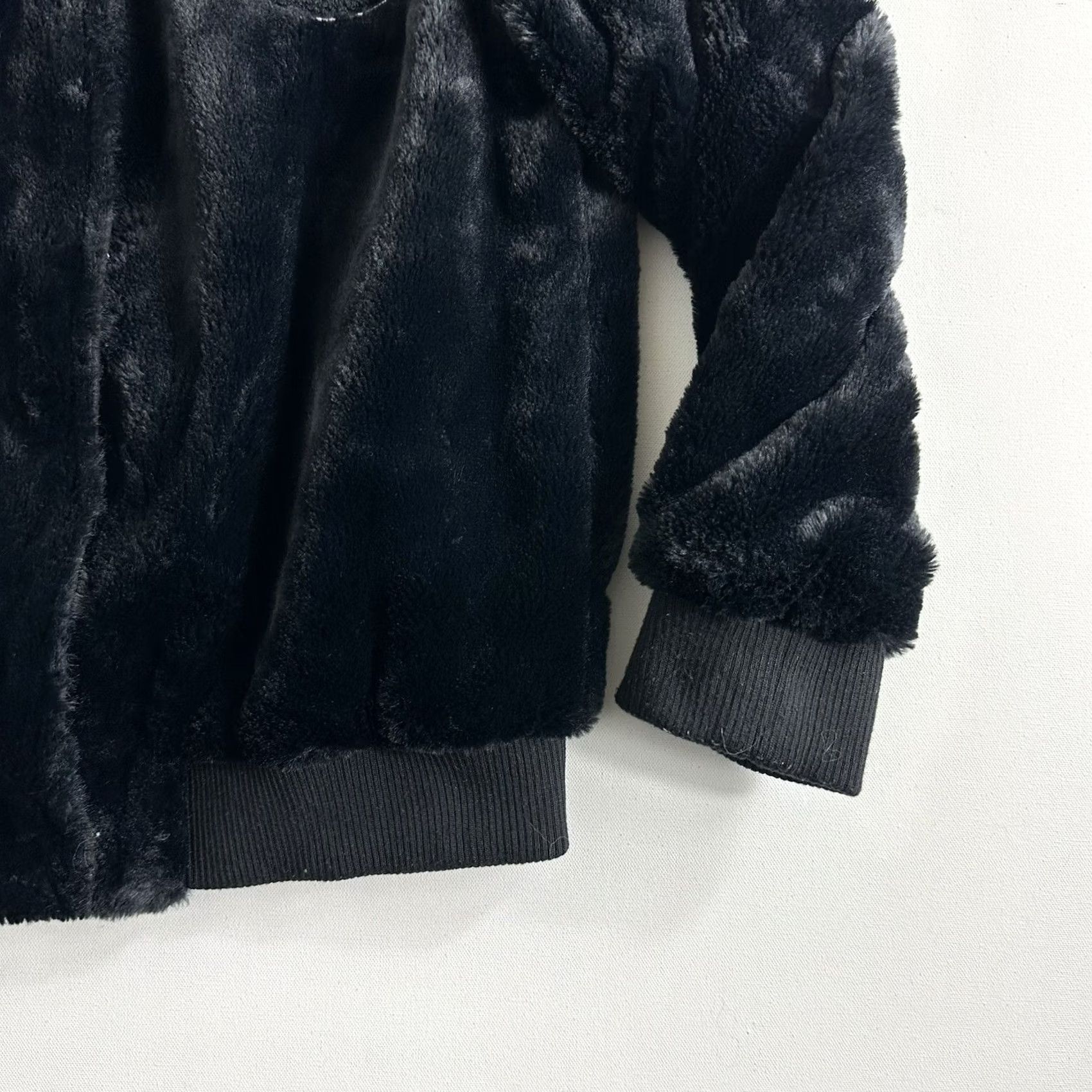 Forever 21 Forever 21 The Real Thing 96 Faux Fur Bomber Jacket Sherpa Black Size S Men Size US S / EU 44-46 / 1 - 5 Thumbnail