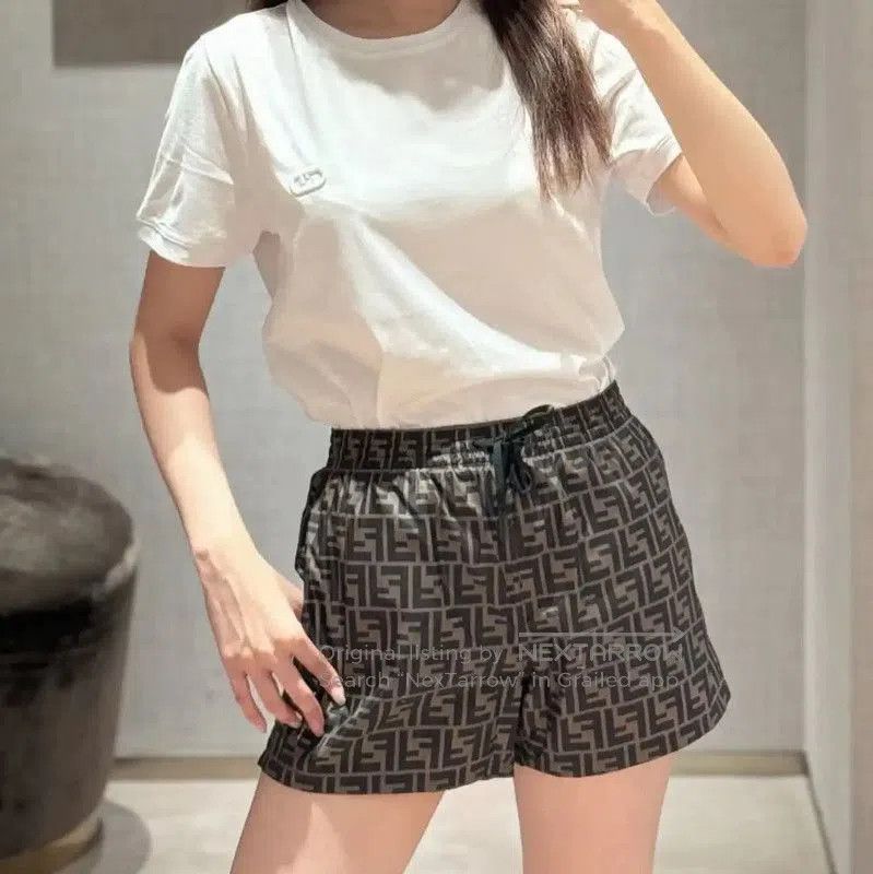 Fendi Fendi Khaki Cotton Women's Shorts . Size 29" - 5 Thumbnail