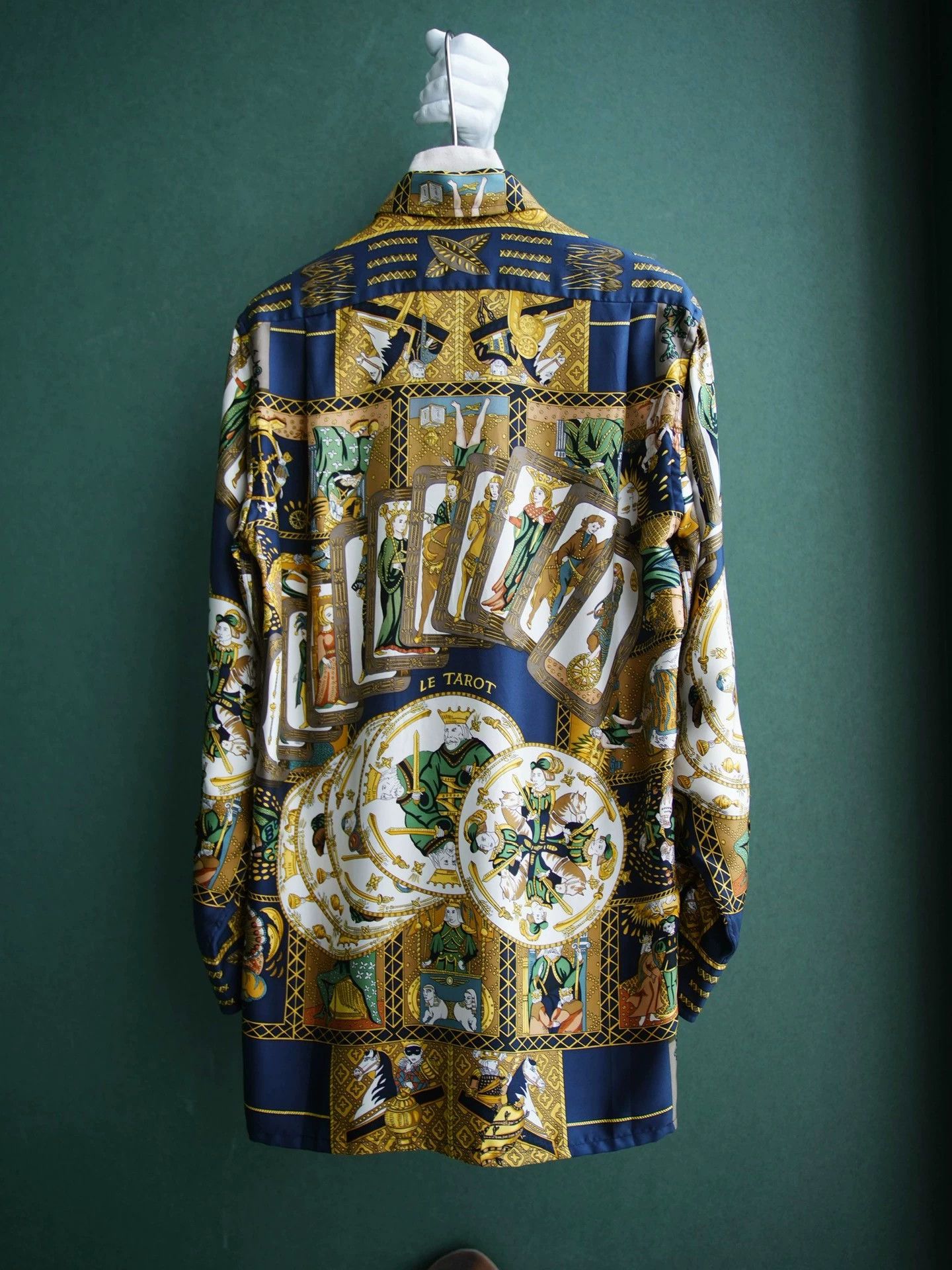 Hermes Hermes Le Tarot Silk Print Oversized Shirt Unisex Size XS / US 0-2 / IT 36-38 - 3 Thumbnail